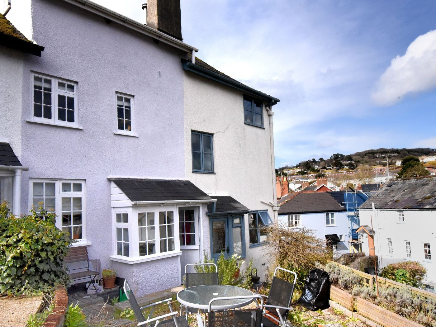 Lavender Cottage, Lyme Regis Holiday Cottage Bird Spot
