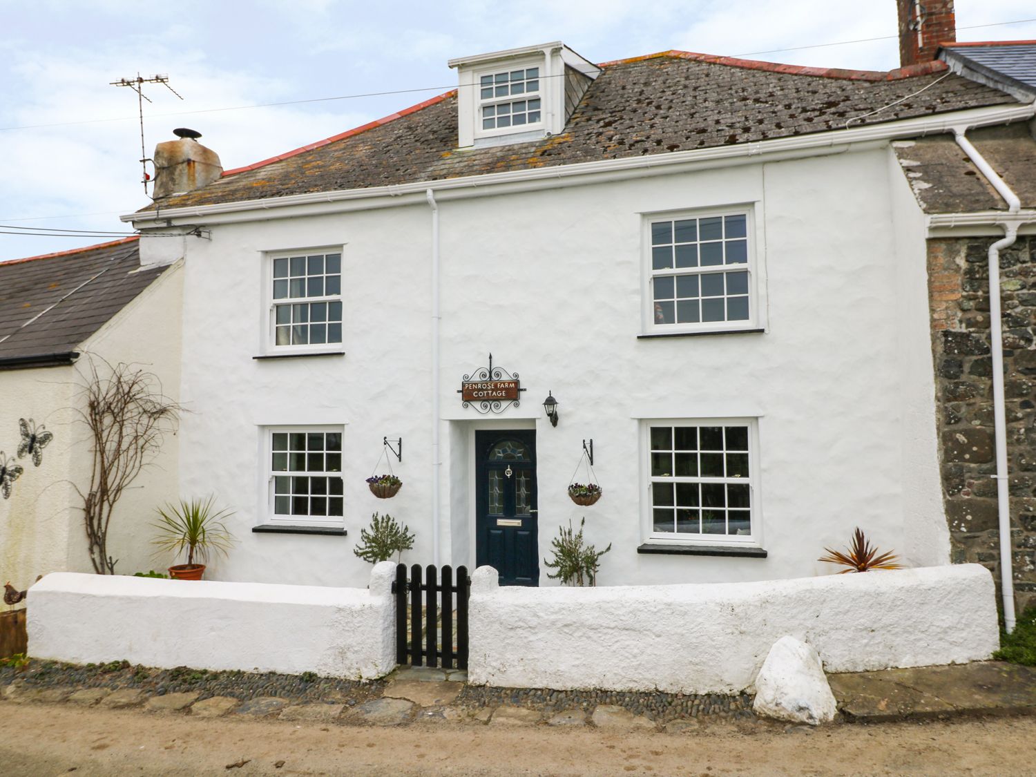 Penrose Farm Cott, St Keverne, Cornwall