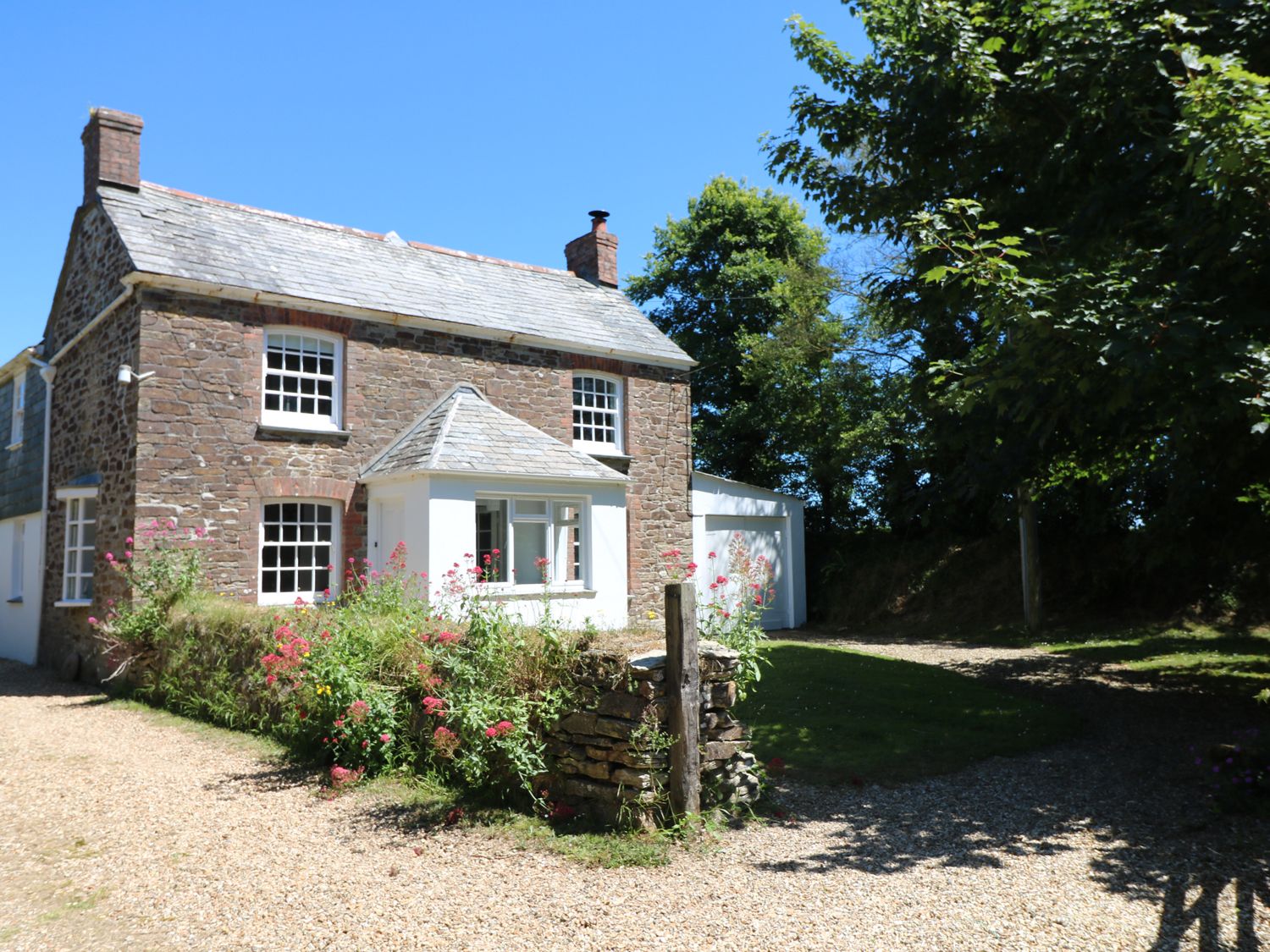 Trenouth Cottage, St Merryn, Cornwall