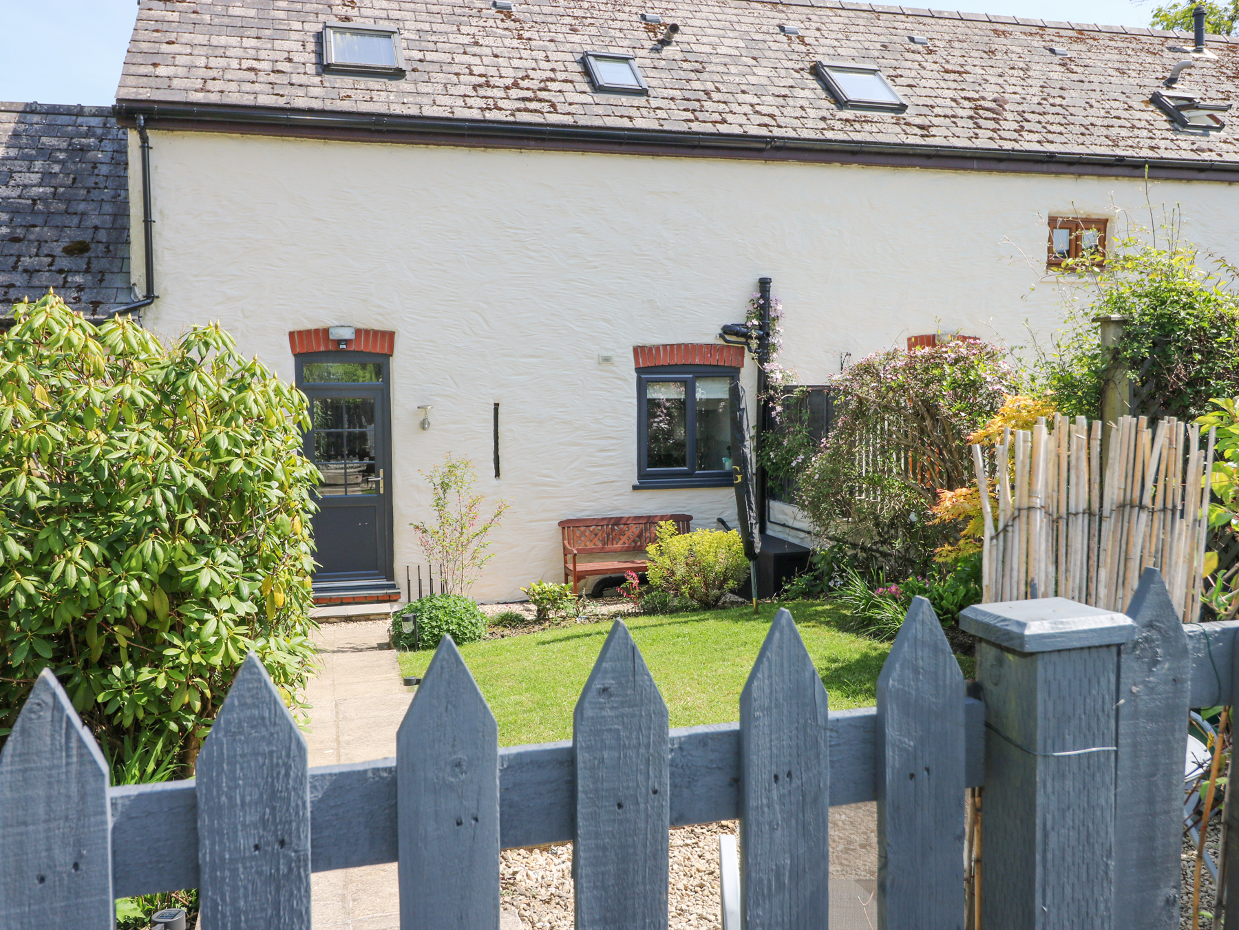 3 The Barn