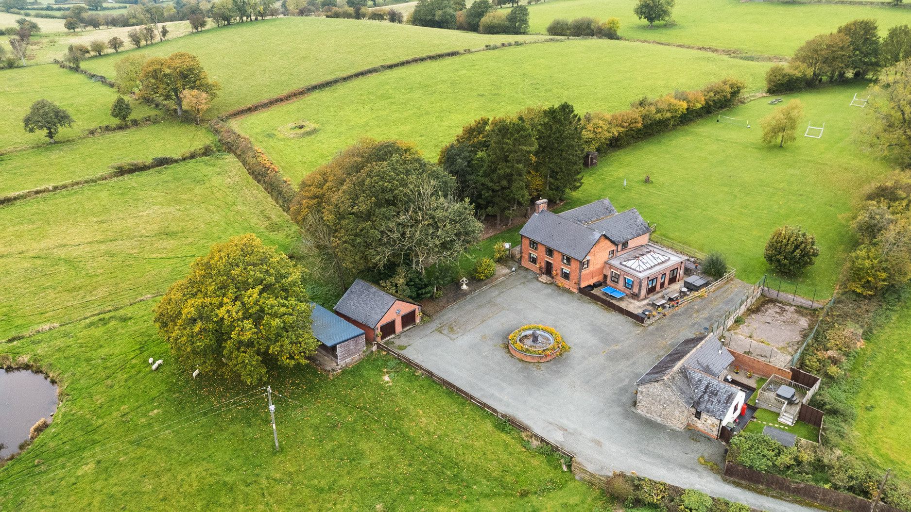 Ty Newydd