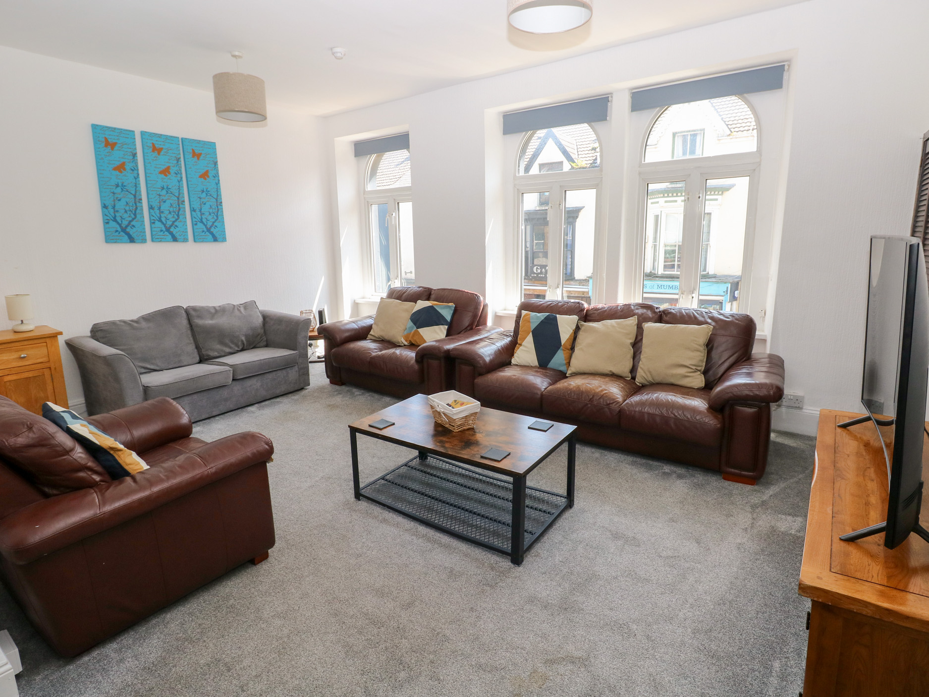 Castleview Coastal Comfort