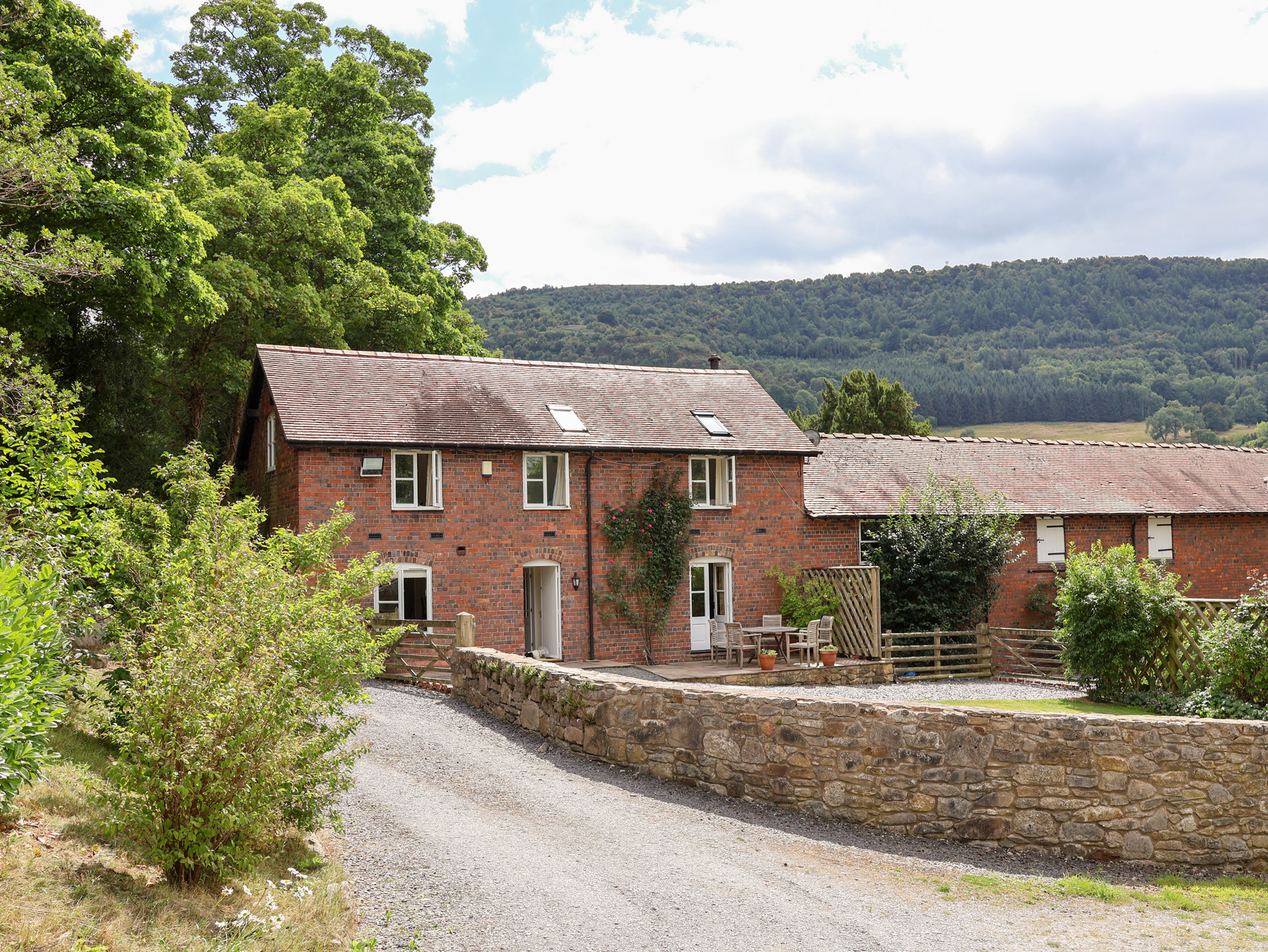 Bryn Howell Stables