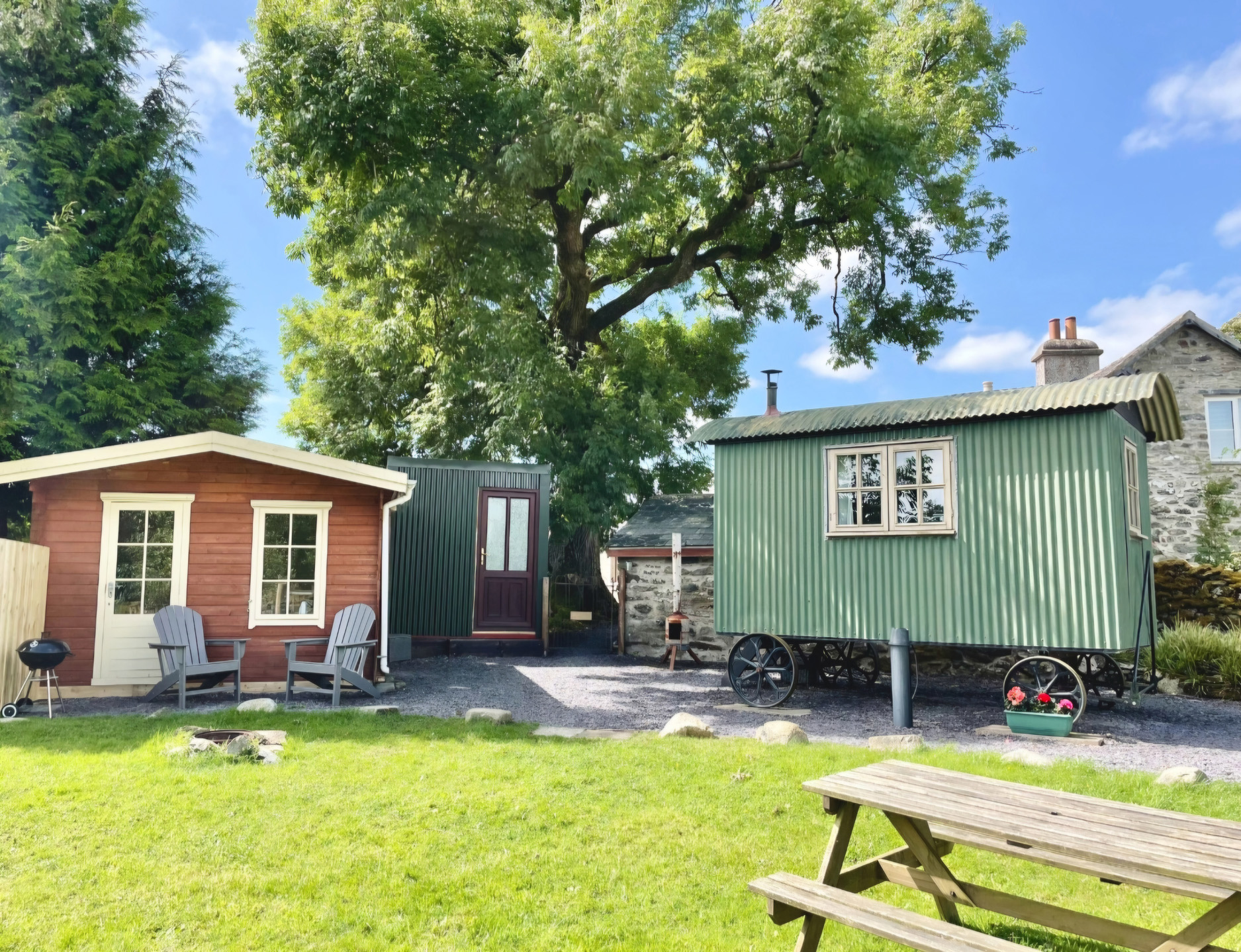 Cwt Tyddyn Shepherd's Hut