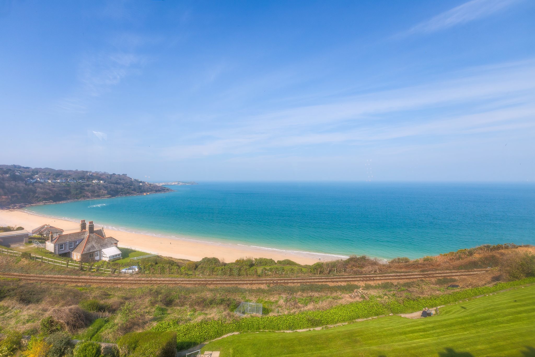 Golden Heights, Carbis Bay Holiday Cottage Bird Spot