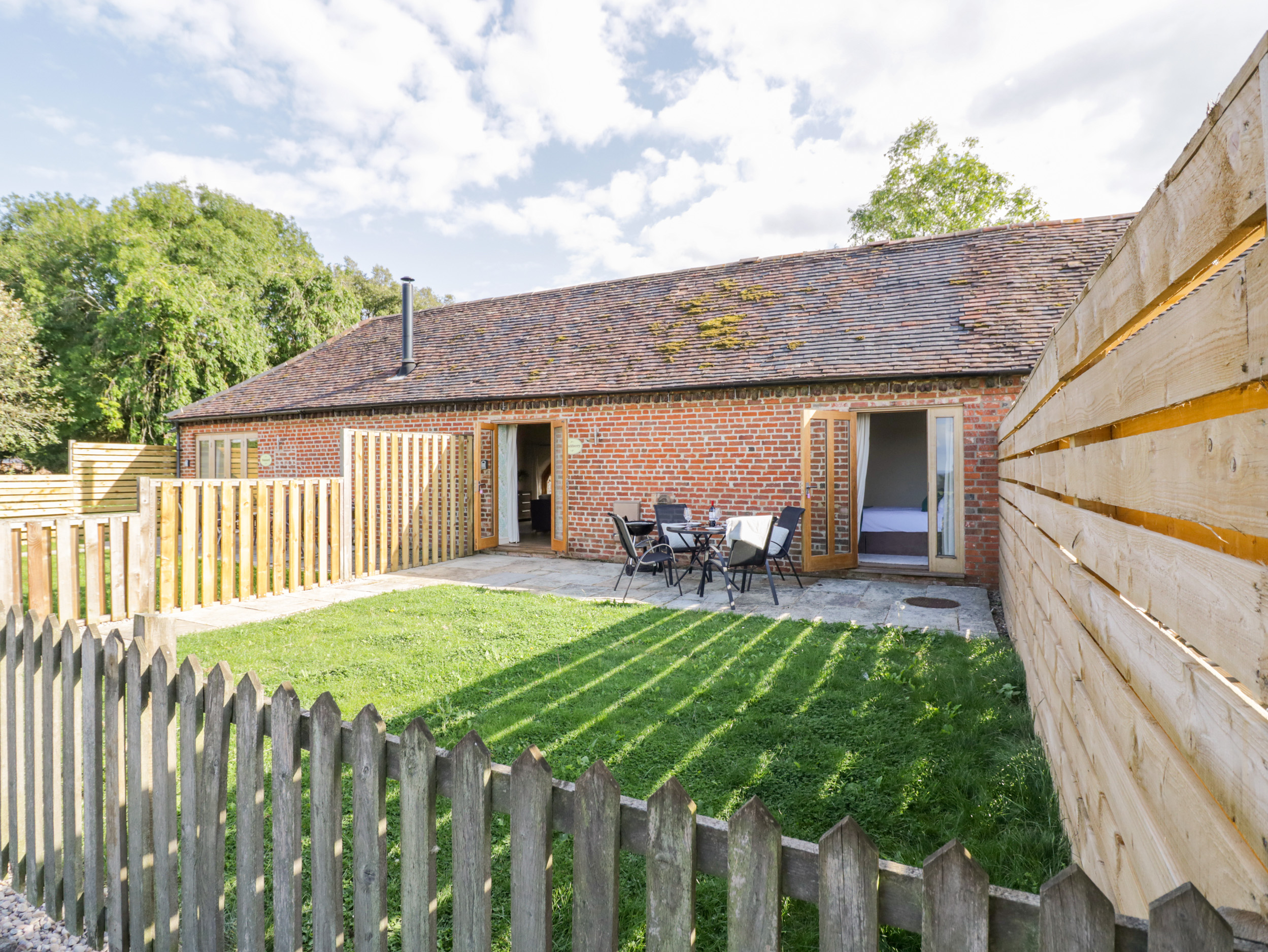 Pear Tree Cottage, , Worcestershire