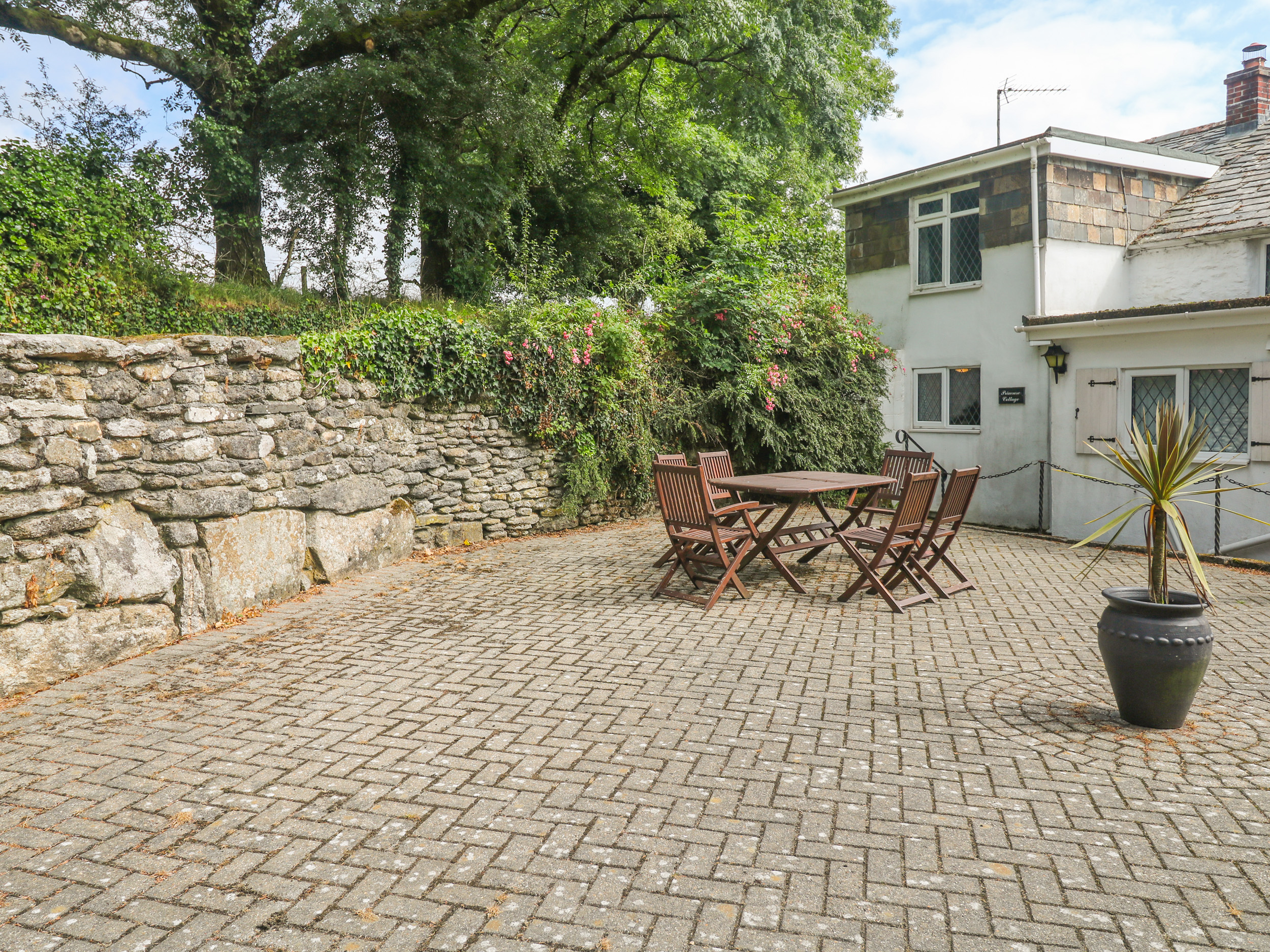 Primrose Cottage, Camelford, Cornwall