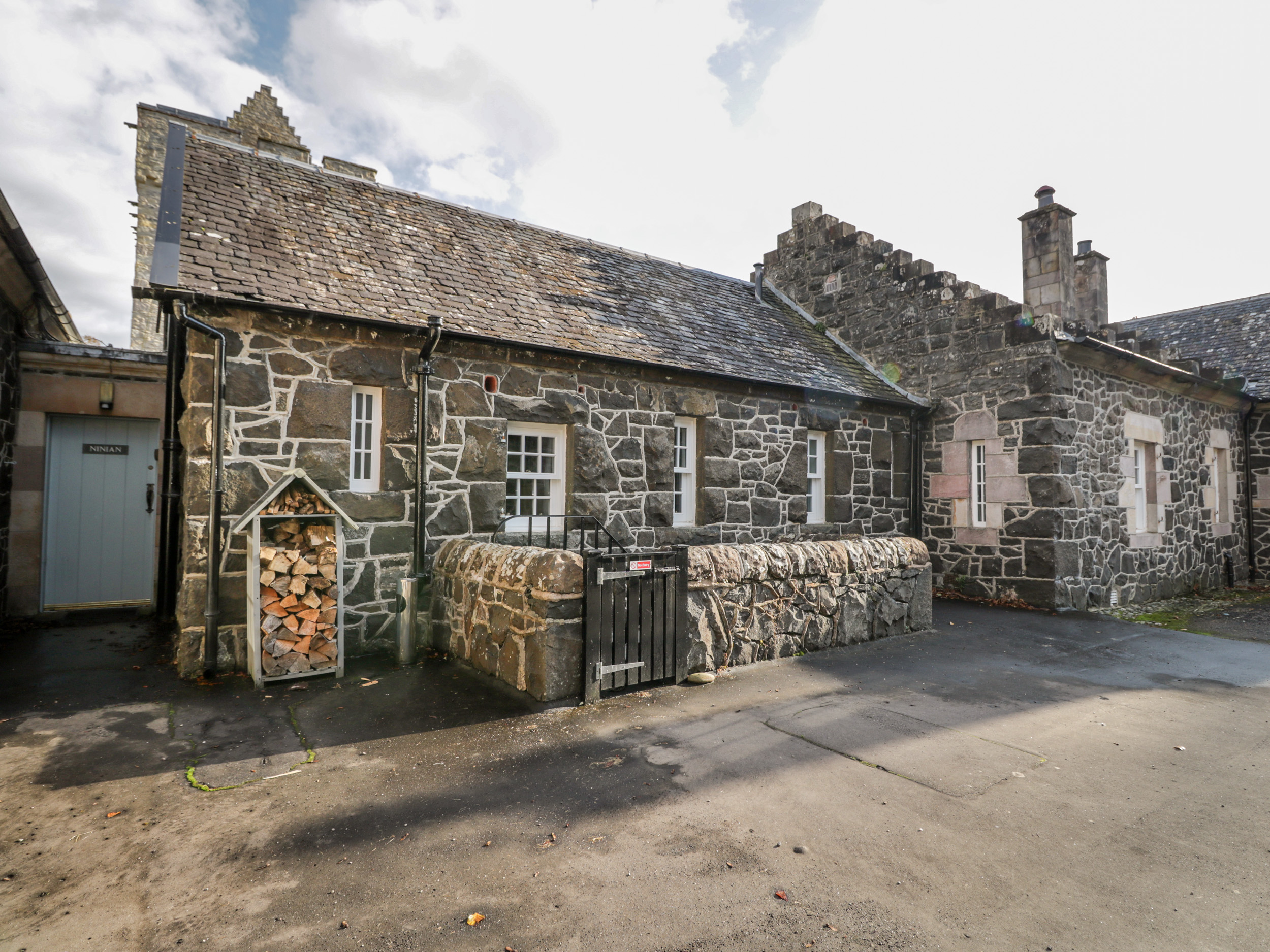 Ninian Cottage, , Argyll and the Isle of Mull