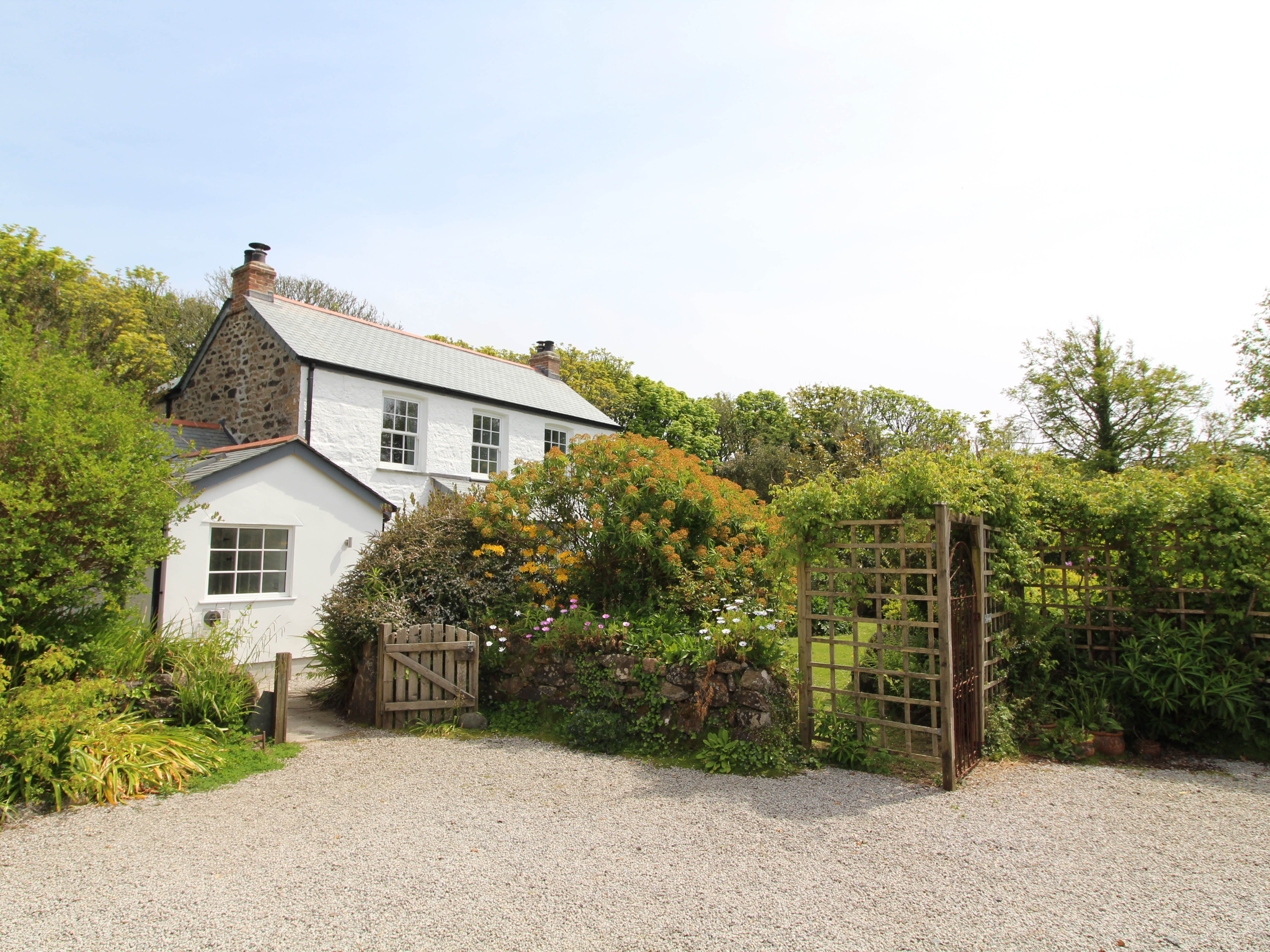 The Farmhouse, St Keverne, Cornwall