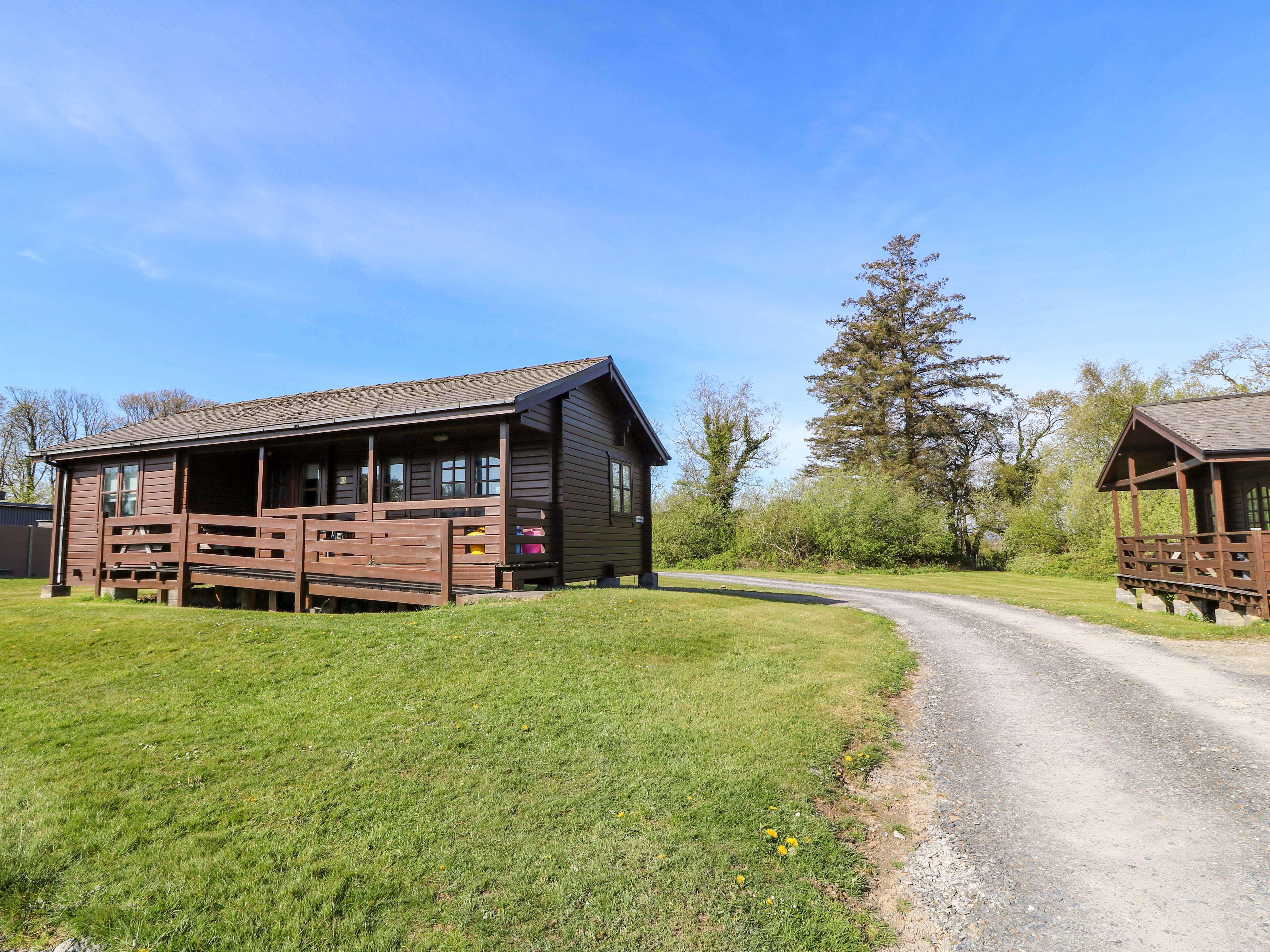 Lodge 1 - Bron Eifion