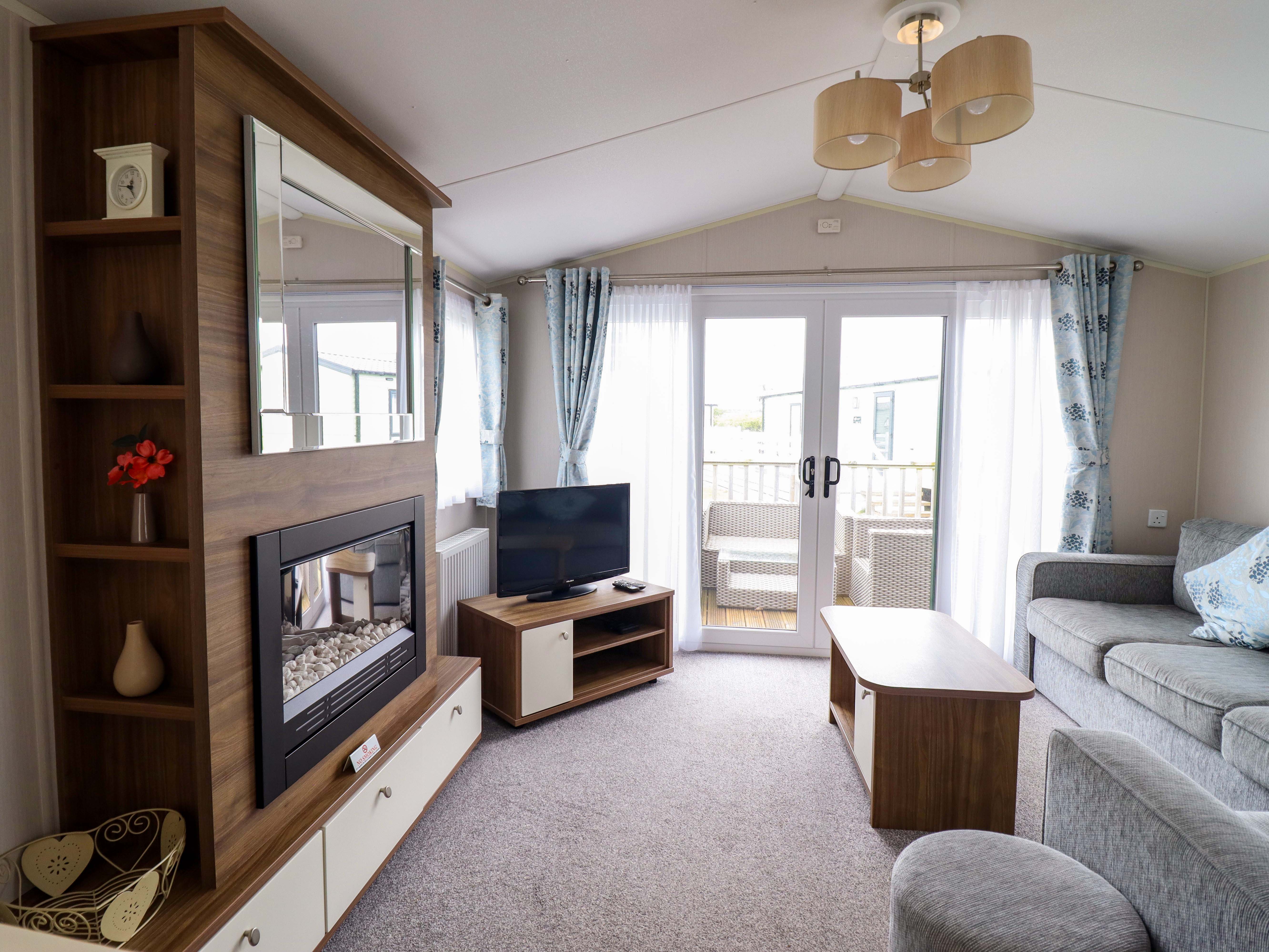 Sea Breeze C38 Dyffryn Seaside Estate