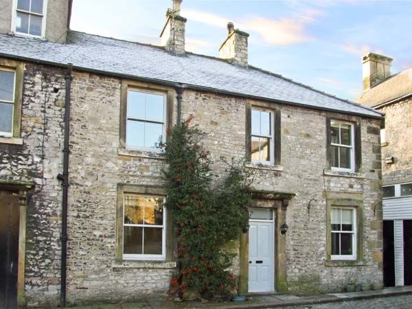 Tideswell Dog Friendly Pubs Tideswell Dog Friendly Pubs