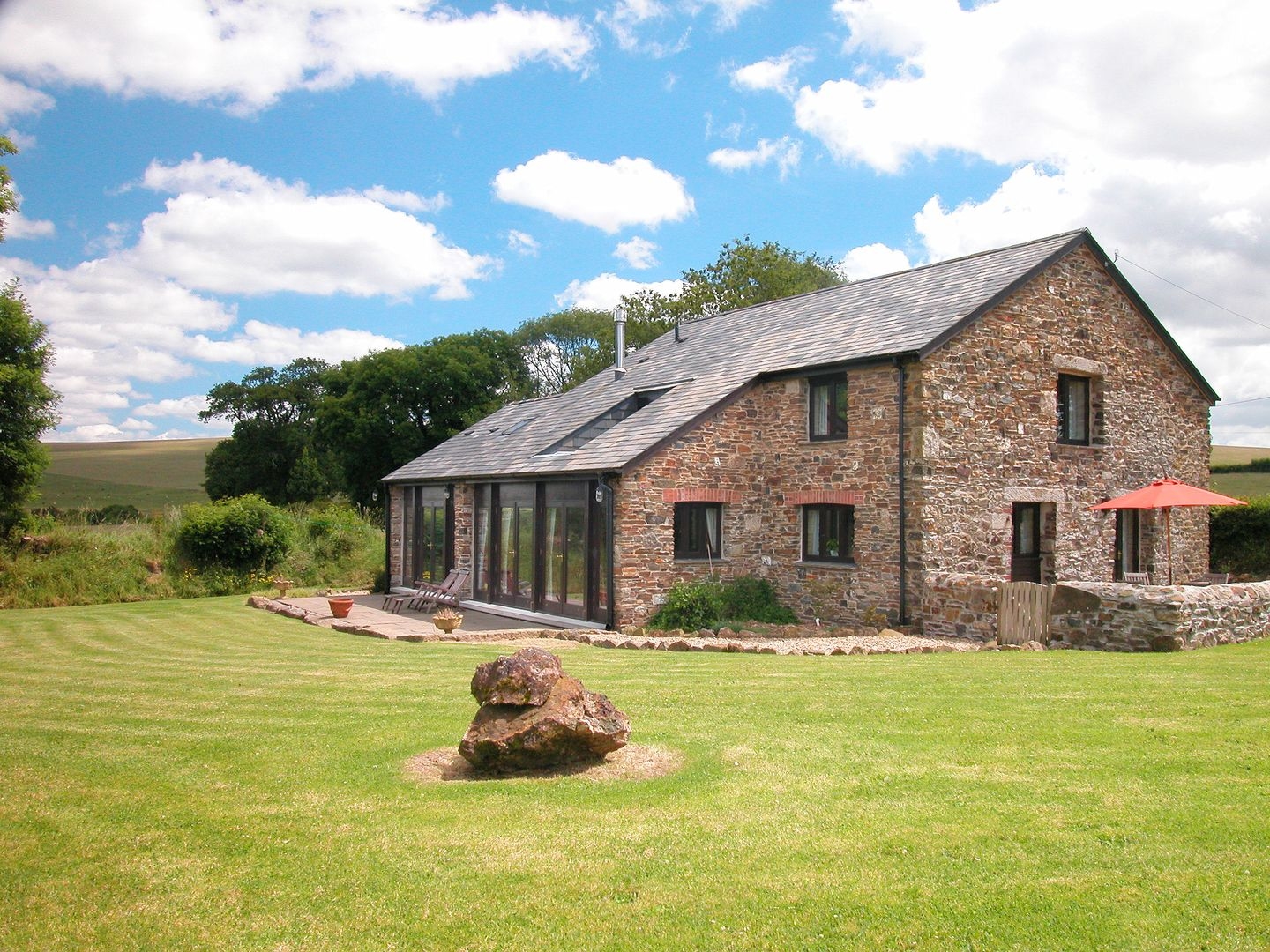 Holiday Cottages in Devon: The Red Barn, Lydford | sykescottages.co.uk 