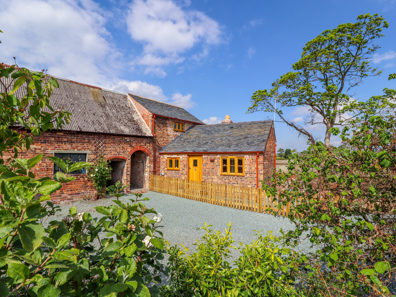 Holiday cottages in Shropshire: The Tractor Shed, Kinnerley near Oswestry | sykescottages.co.uk 