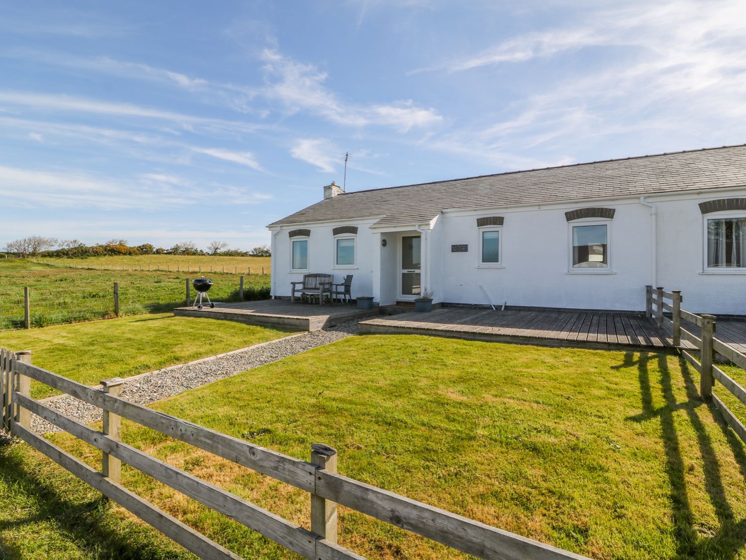 Happy Daze Morfa Nefyn Self Catering Holiday Cottage