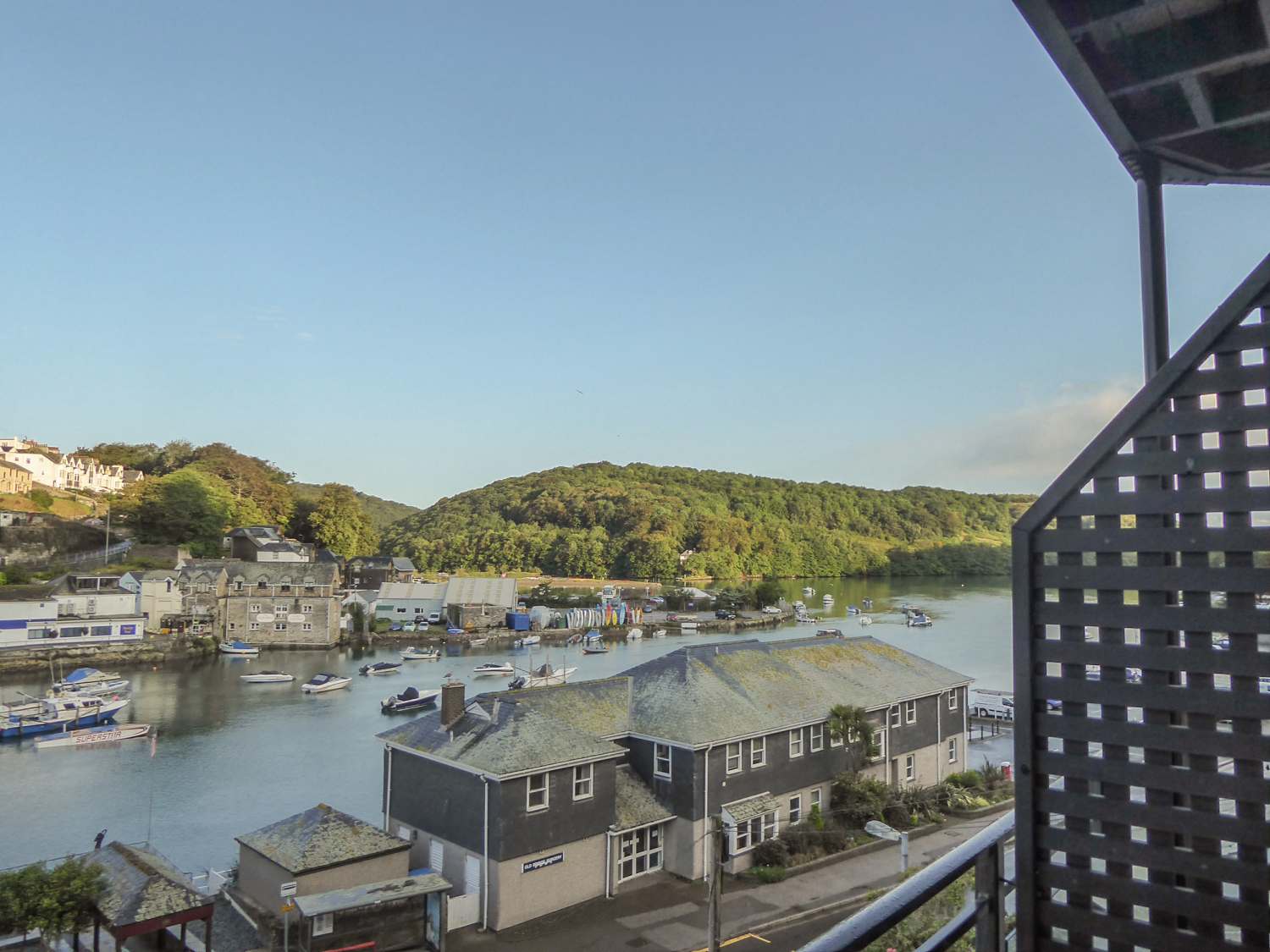 Harbour View Apartment, Looe Beach Stays