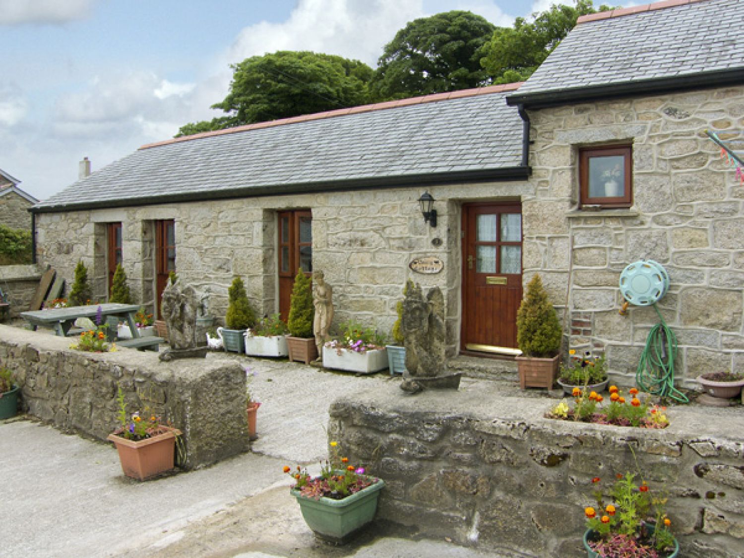 Dairy Cottage Mabe Falmouth Cornwall Self Catering Holiday Cottage