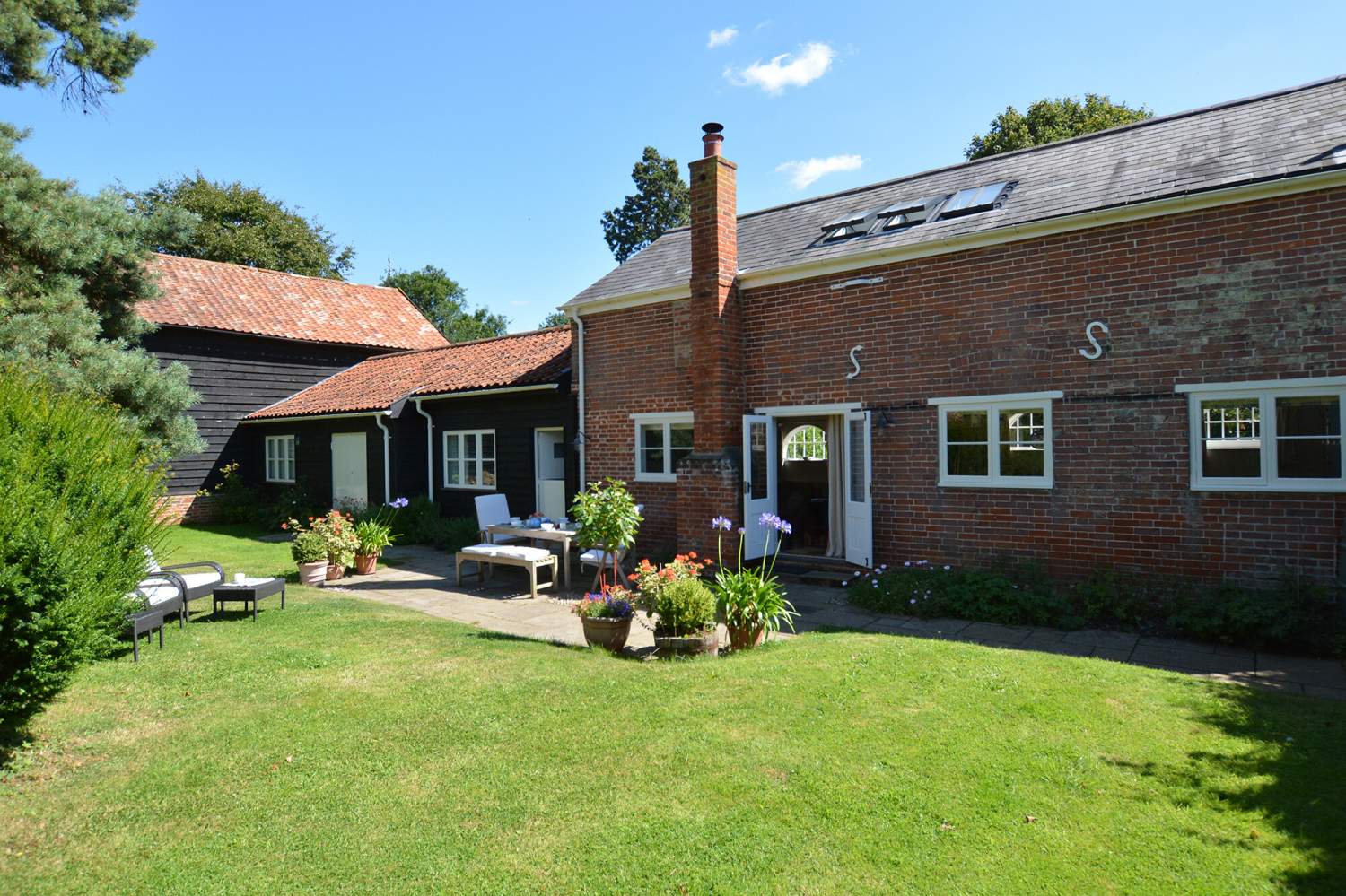 Stable Cottage at the Grove, Great Glemham — Sykes holiday cottage, Suffolk