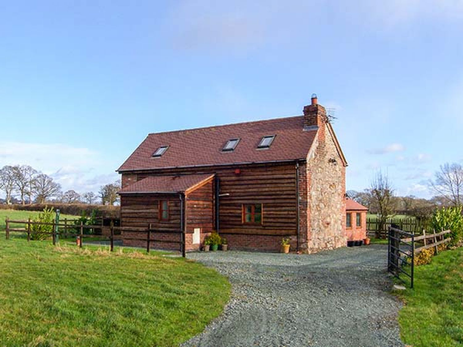 Rose Cottage Maesbrook The Wood Self Catering Holiday Cottage