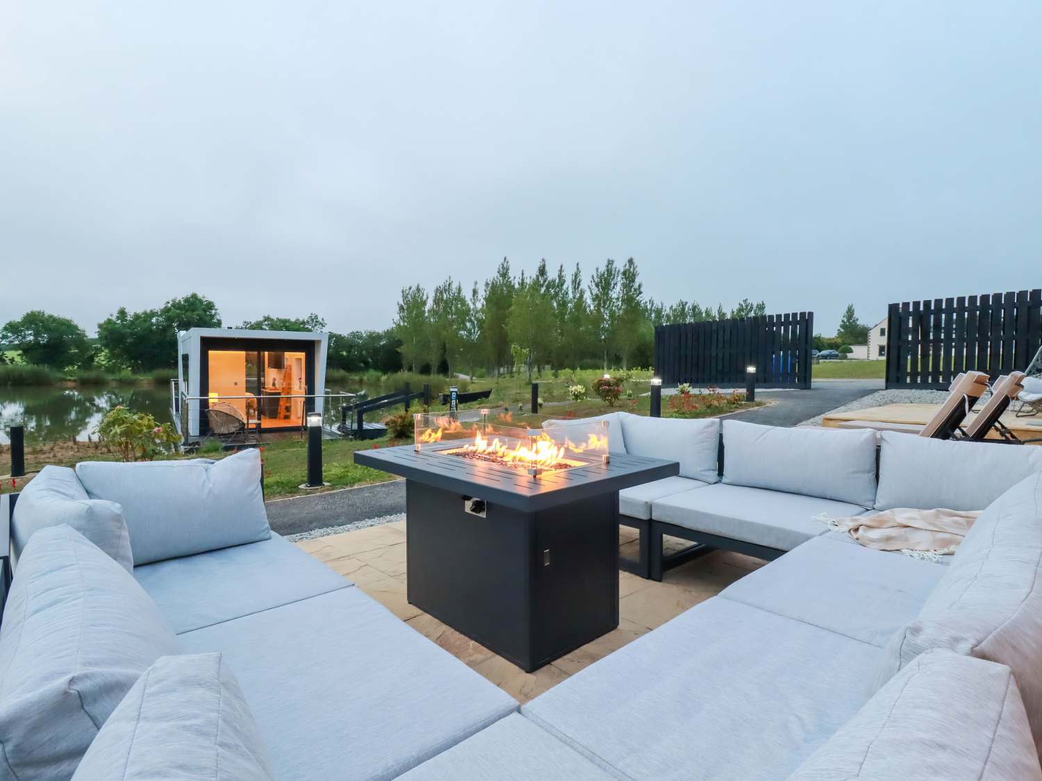Riverside Exclusive Retreat — Sykes holiday cottage, Cornwall