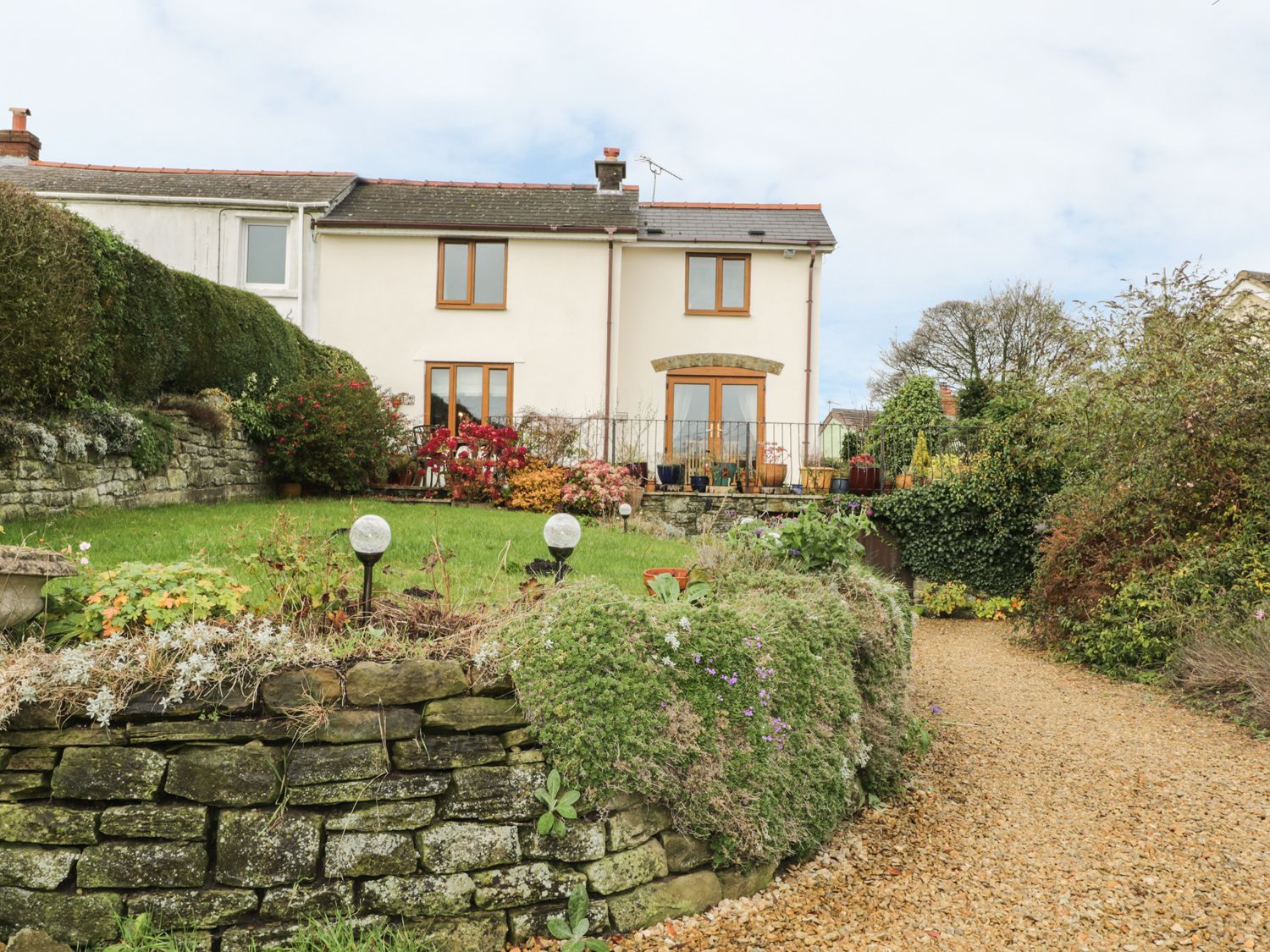 Lynton House Holiday Cottages in Ruardean Hill