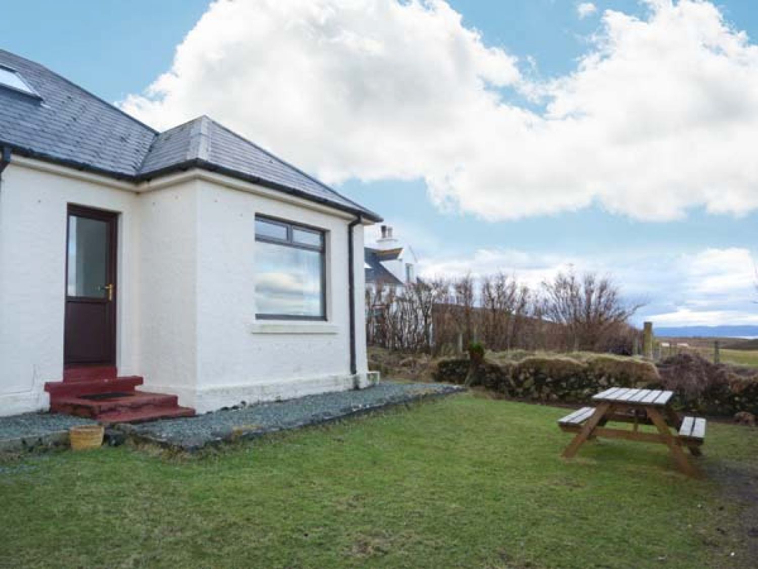 Fladdachuain Uig Heribusta Self Catering Holiday Cottage