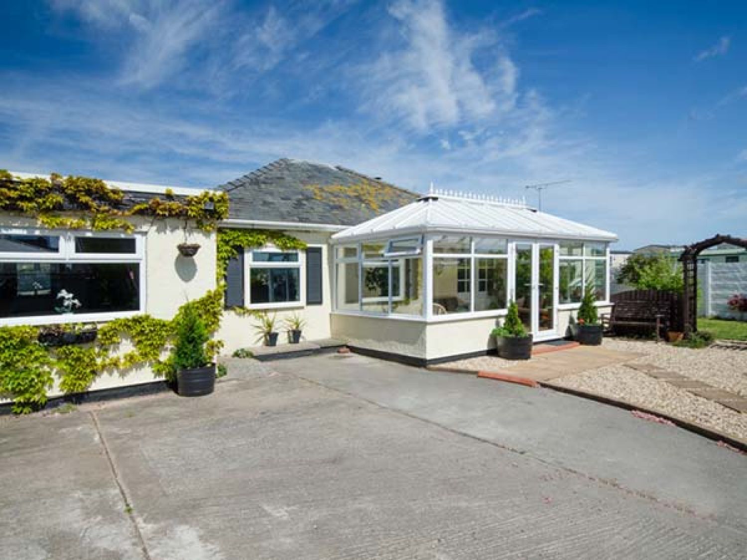 Beach Cottage Rhyl Kinmel Bay/bae Cinmel Self Catering Holiday