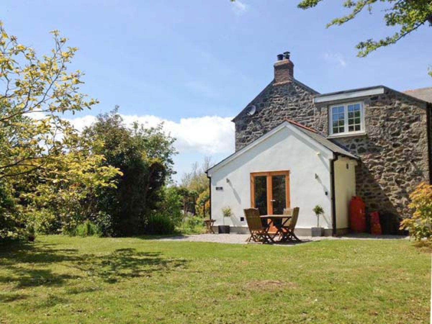 The Dairy Coverack Penhallick Cornwall Self Catering Holiday
