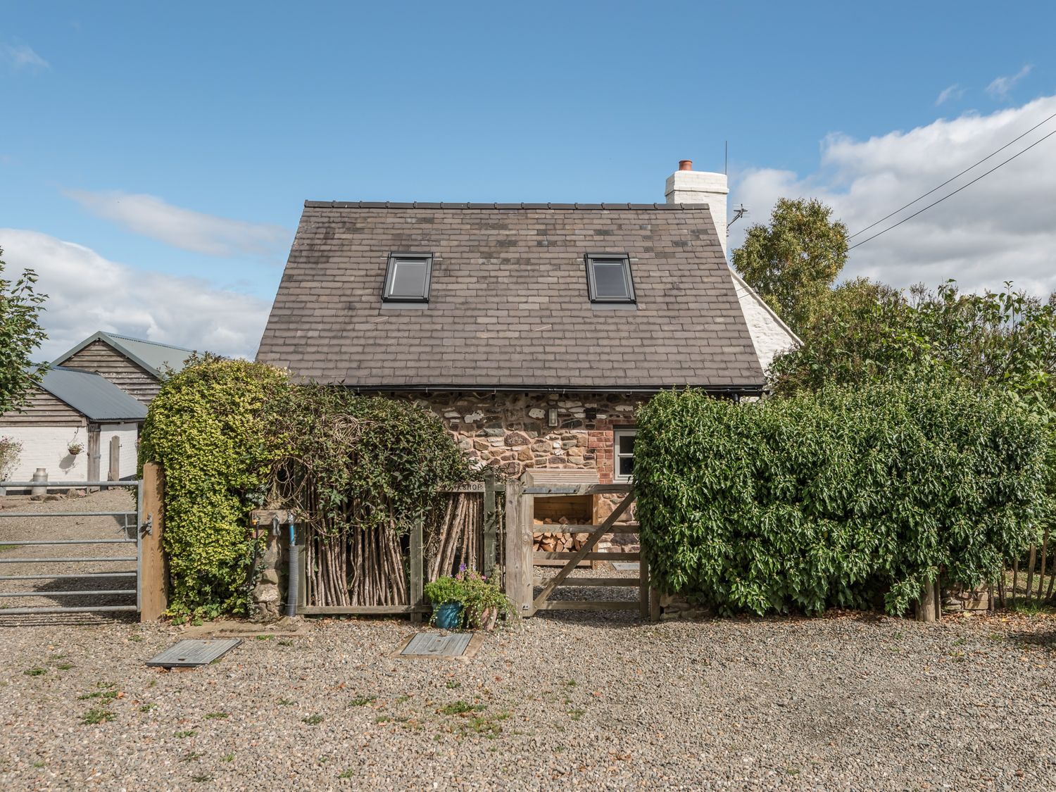 The Old Workshop | Picklescott | Church Pulverbatch | Self Catering ...