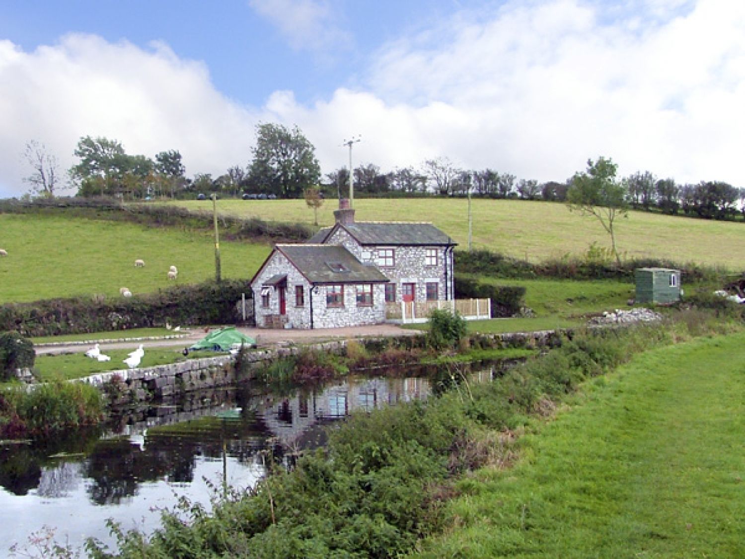 Wharf Cottage Burtoninkendal The Lake District And Cumbria Self