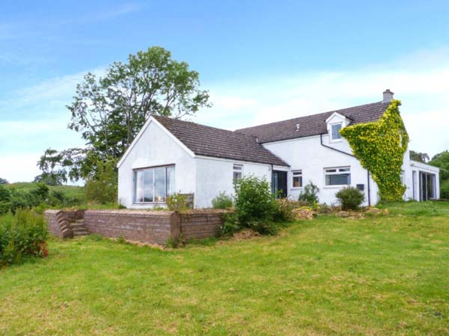 Brae Of Airlie Farm | Kirriemuir | Airlie | Self Catering Holiday Cottage