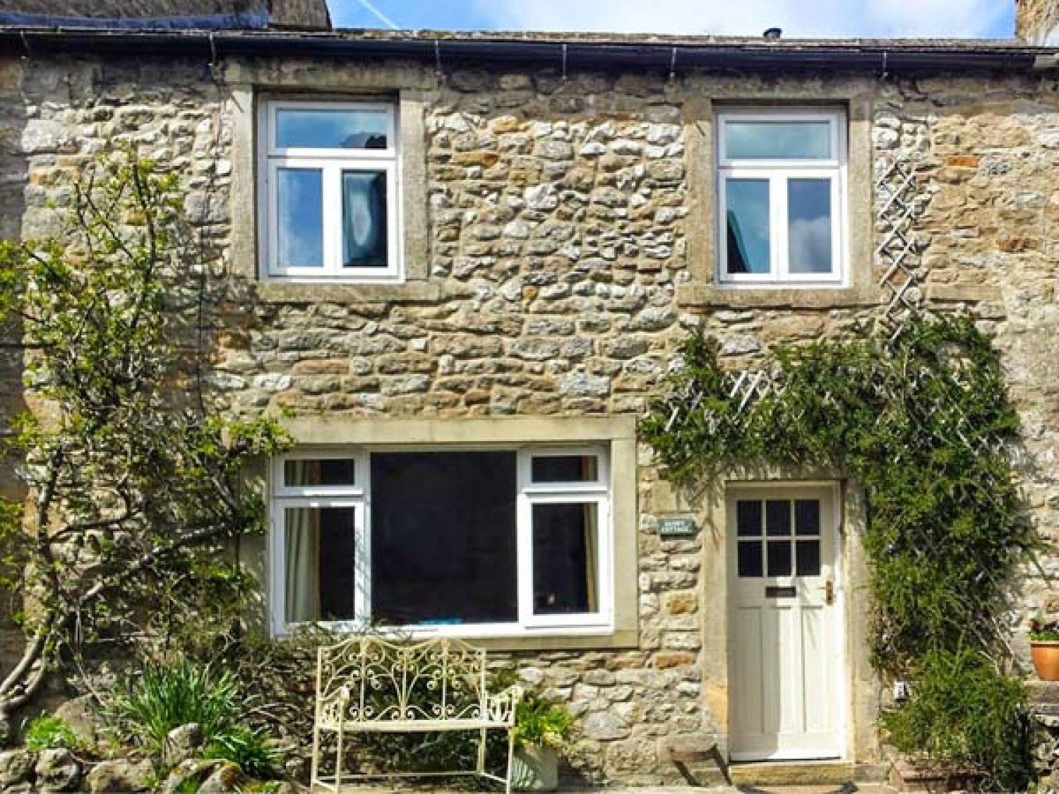Sandy Cottage Linton Yorkshire Dales Self Catering Holiday Cottage