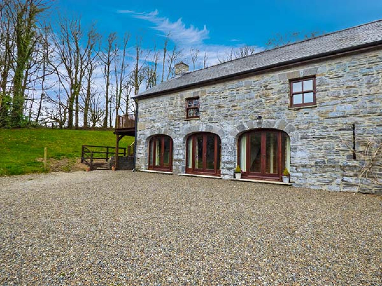 The Coach House Narberth Llanddewi Velfrey Self Catering Holiday