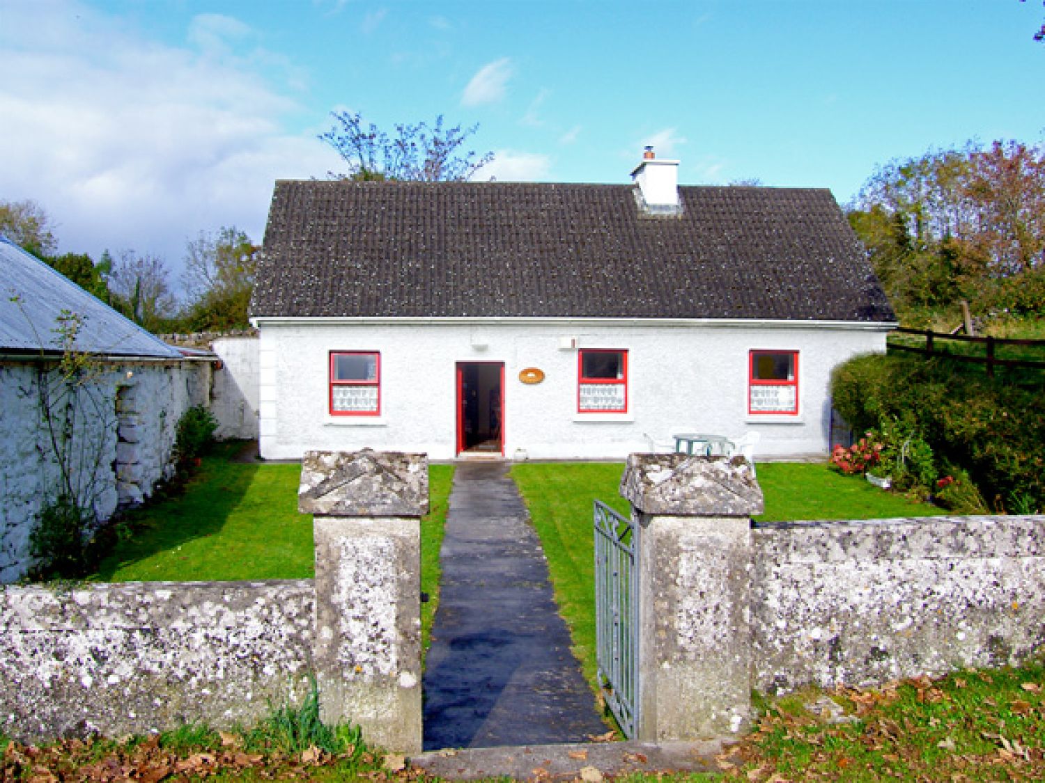 Mickey's Cottage Kinvara, County Galway Ballyclery Self Catering Holiday Cottage
