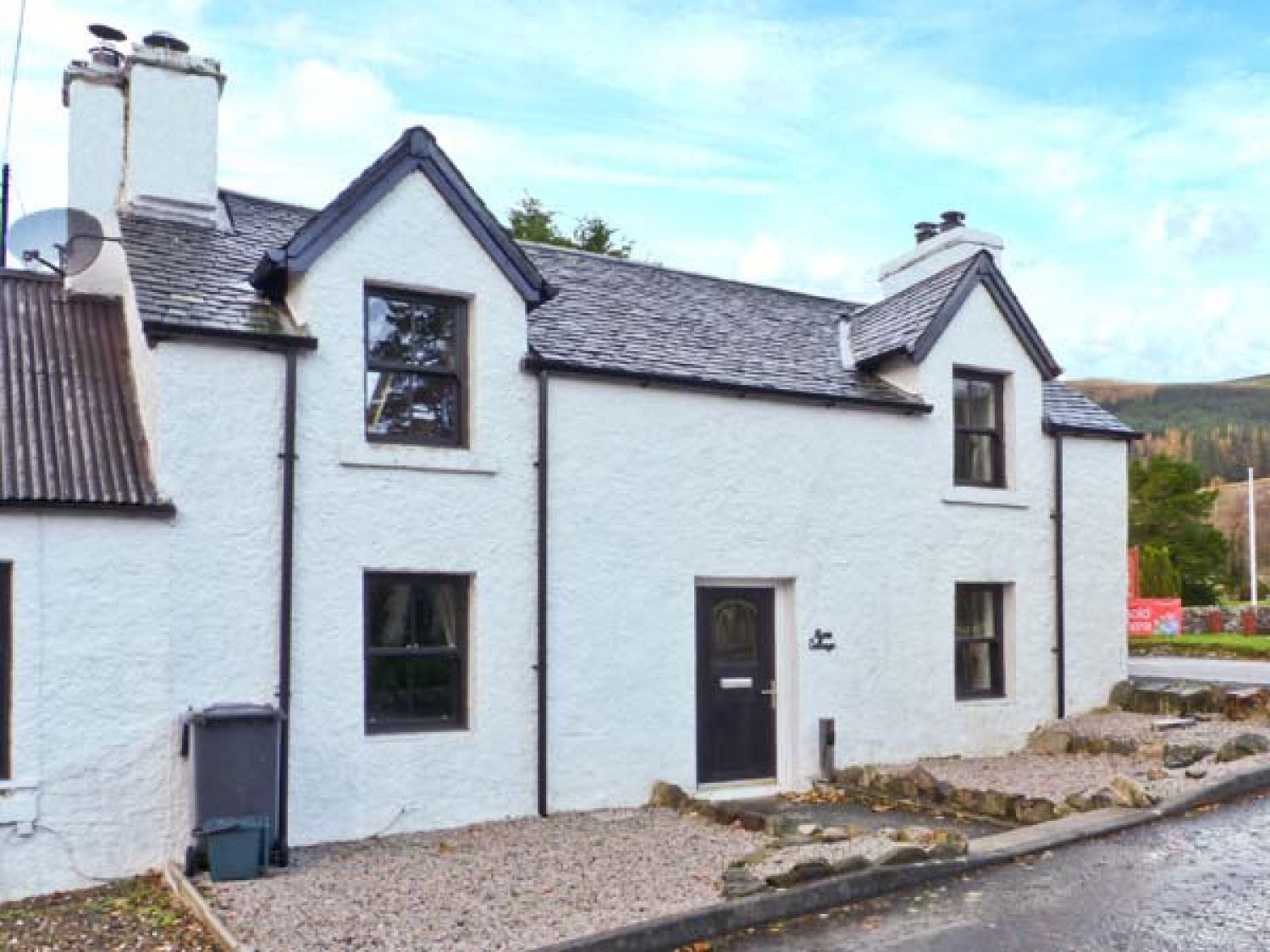 Alma Cottage Tyndrum Clifton Self Catering Holiday Cottage