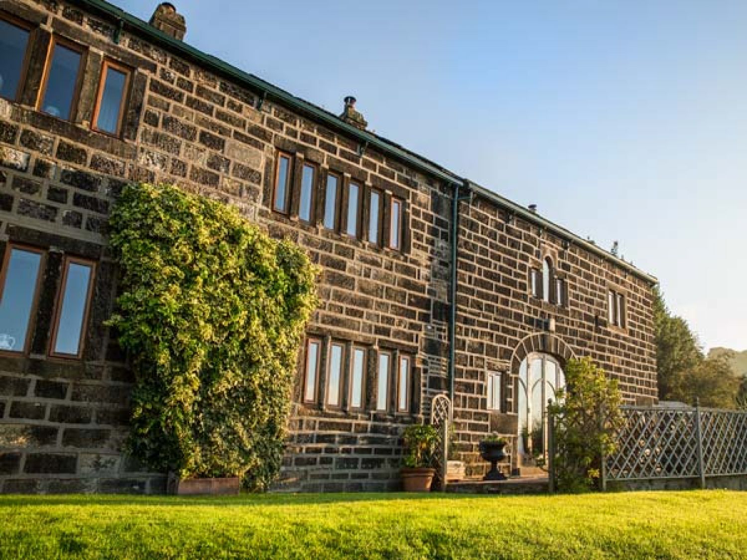 Stephenson House Hebden Bridge Midgehole Yorkshire Dales Self