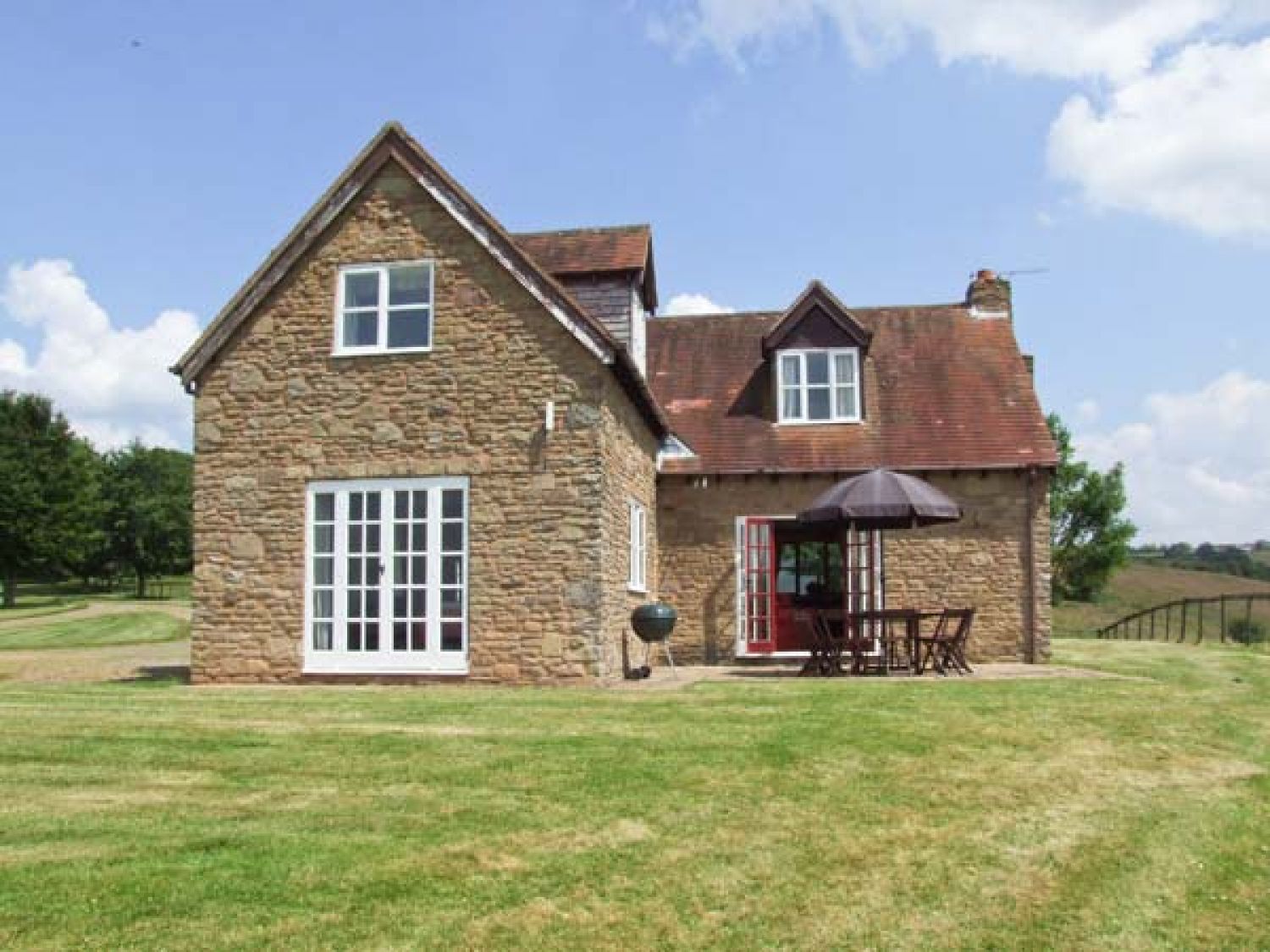 Hollywall Cottage Tenbury Wells Highwood Self Catering Holiday