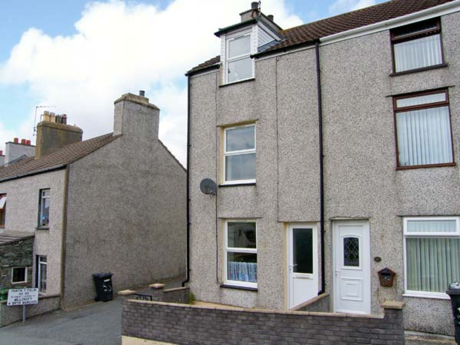 Porth Y Felin Holyhead Porthyfelin Self Catering Holiday Cottage