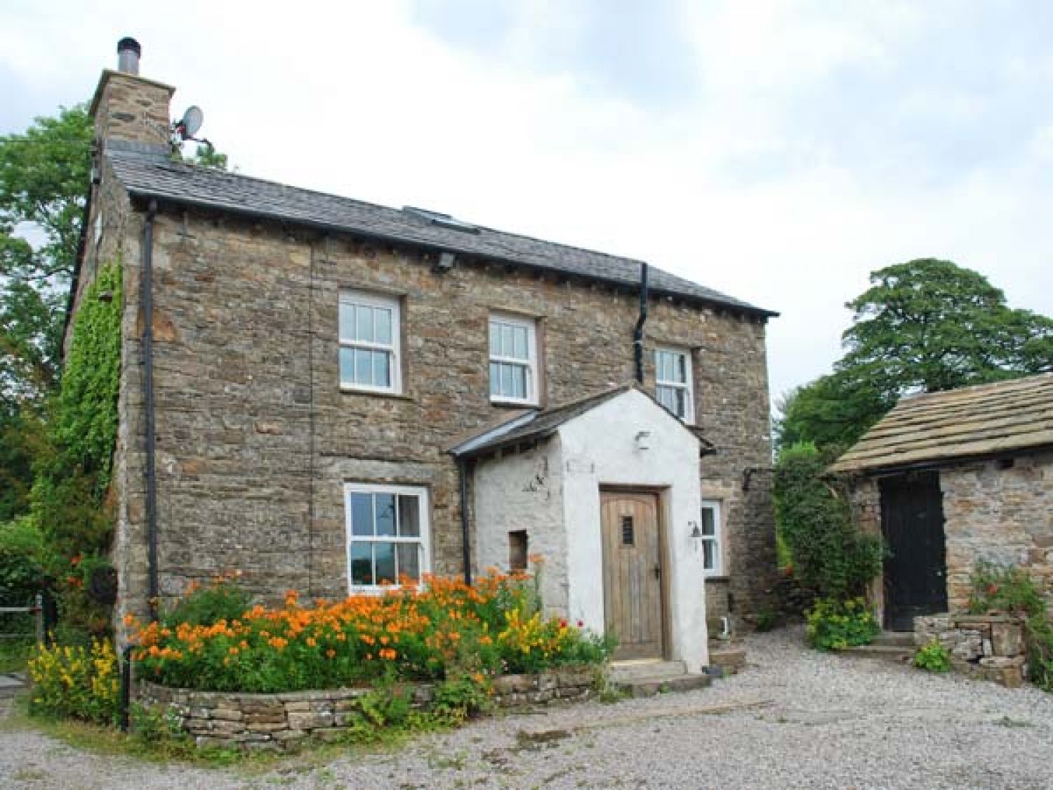 Spout Cottage Sedbergh Hollins The Lake District And Cumbria