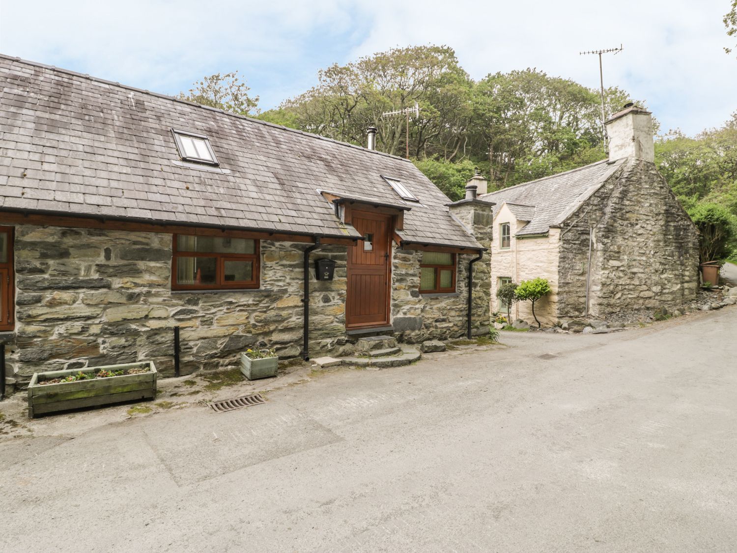 Hendoll Cottage 1, Wales