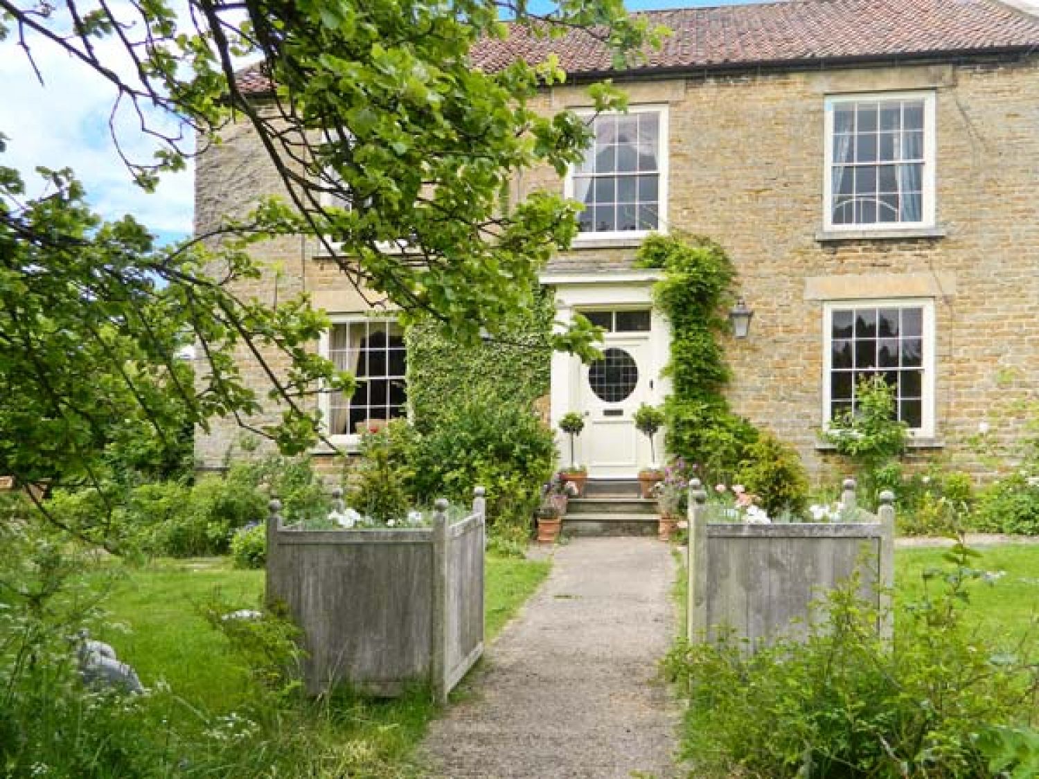 Manor Farm Hutton Buscel North York Moors And Coast Self Catering