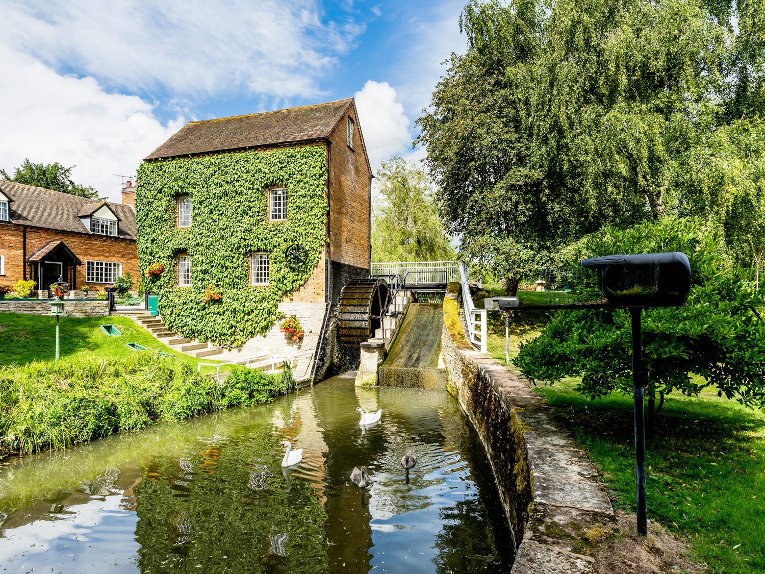 Grafton Mill, Heart of England