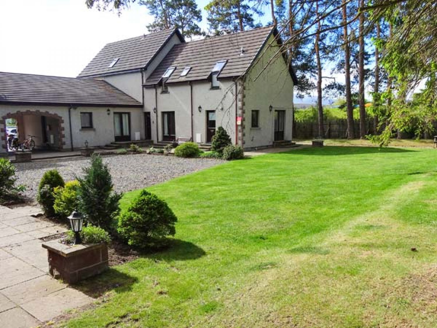 The Shieling | Newtonmore | Self Catering Holiday Cottage