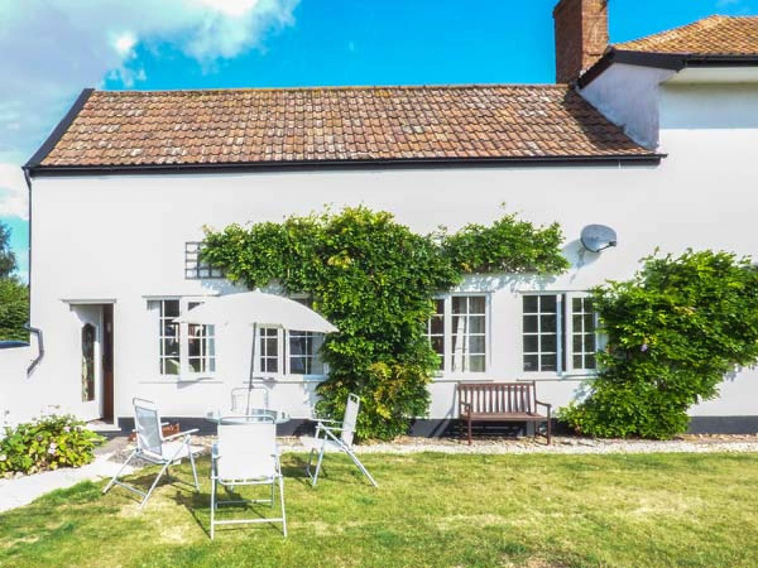 Burton Farmhouse Annexe Burton, Somerset Burton Dorset And