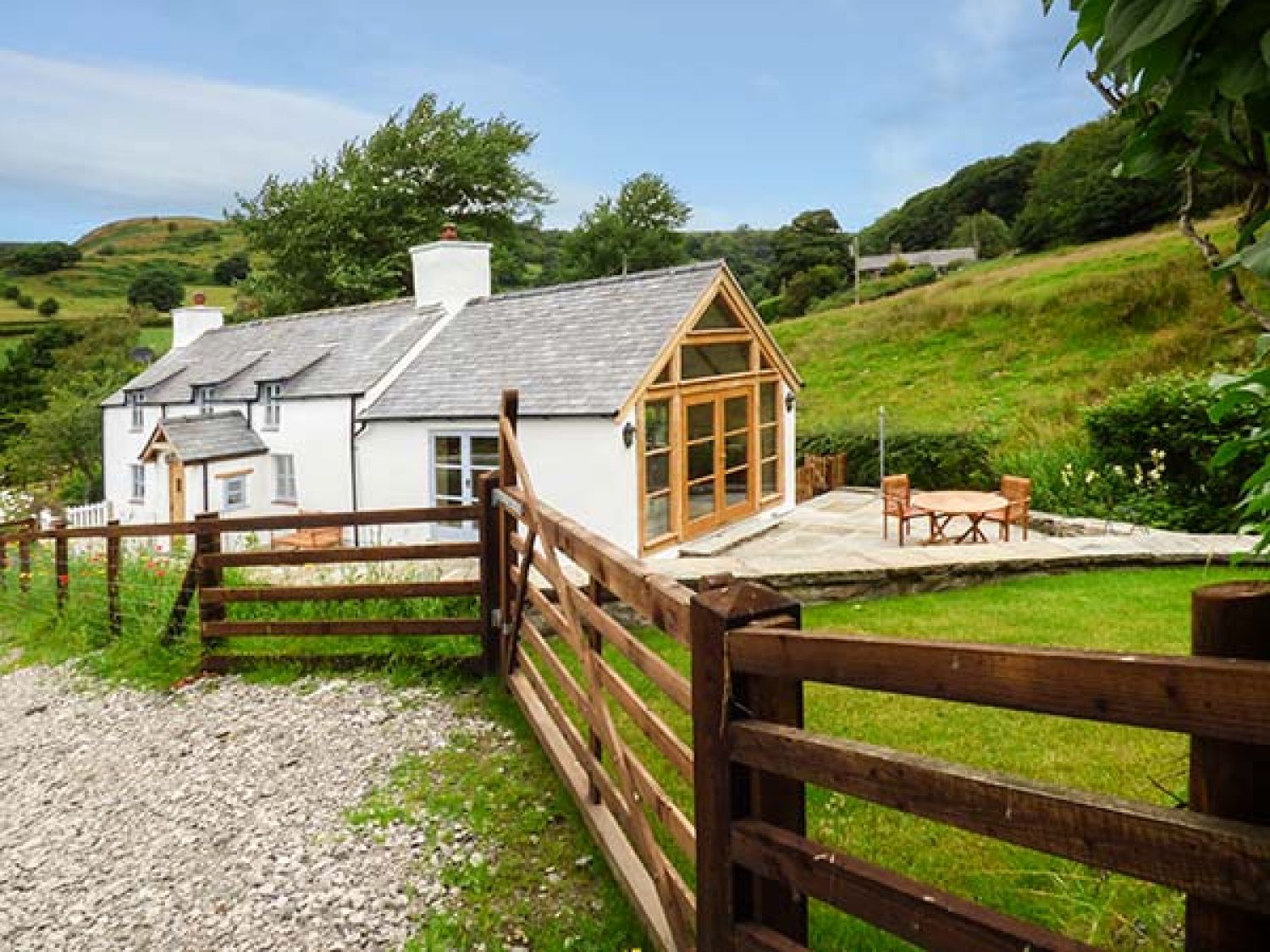 Pen Y Bont Glyn Ceiriog Tregeiriog Self Catering Holiday Cottage