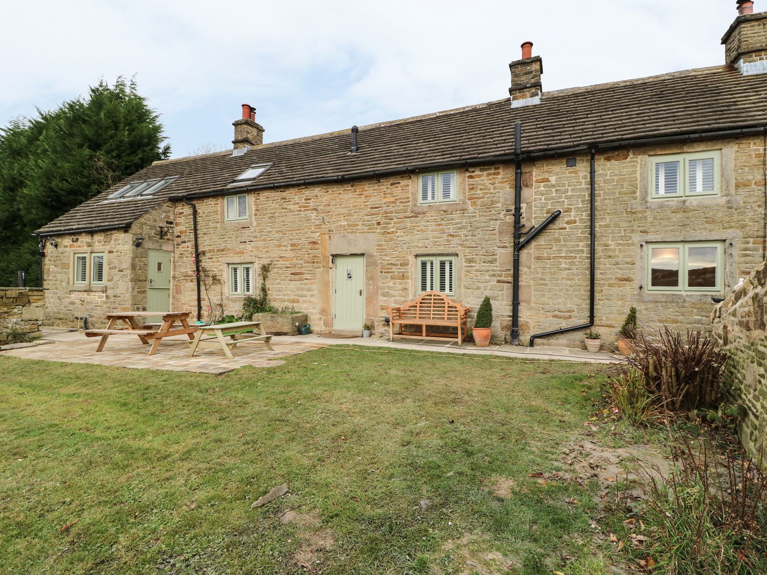 Broadwood Farm Holiday Cottages in Hathersage