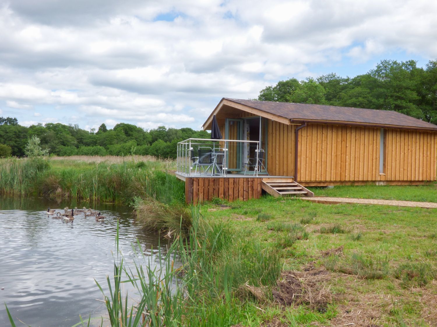 Lakeside Lodge East Harling East Anglia Self Catering Holiday Cottage