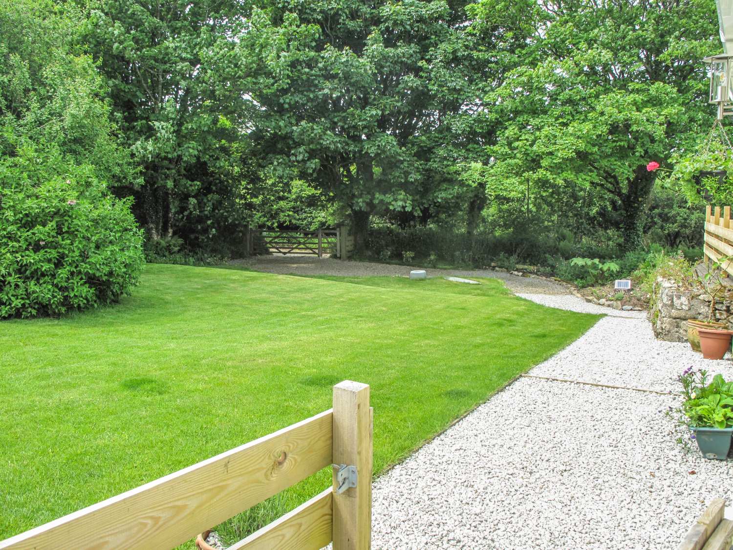 Garden Cottage St Just Lower Boscaswell Cornwall Self Catering