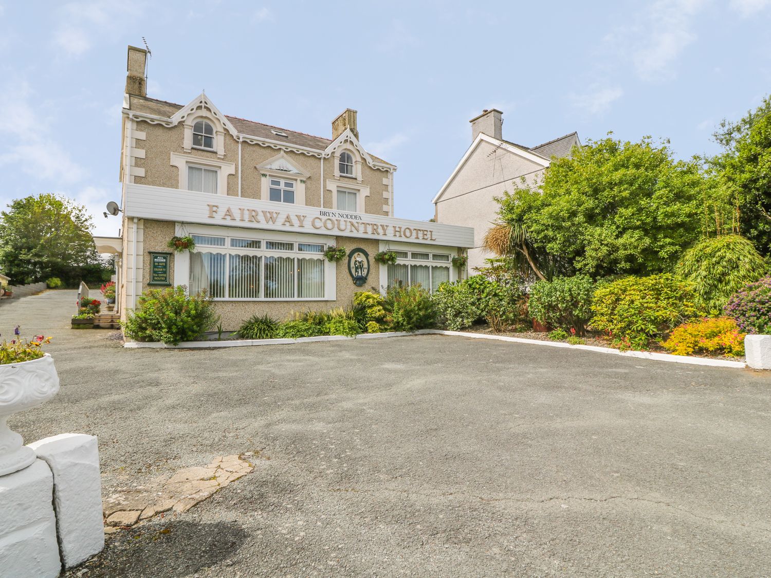 Fairway Country House