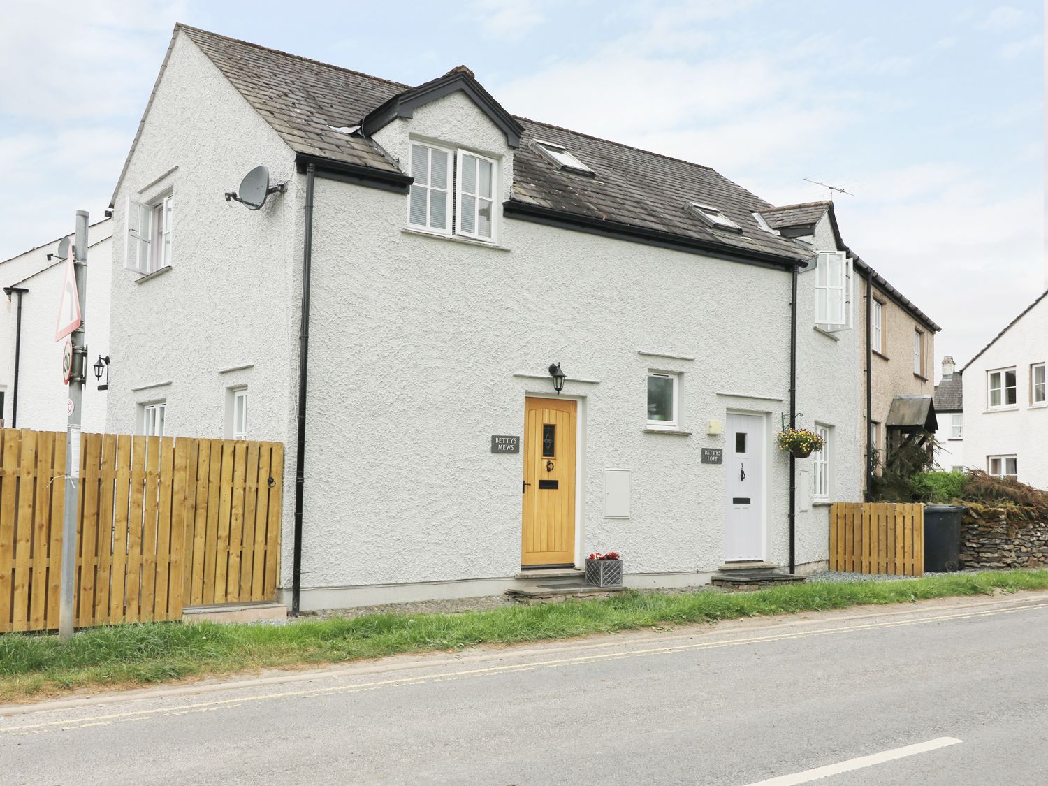 Cottage Image Title